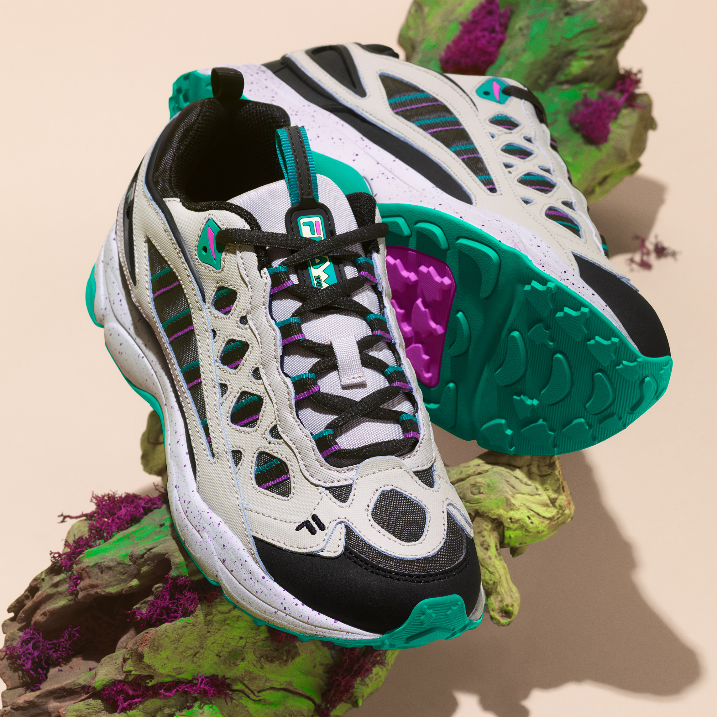 fila retro running shoes
