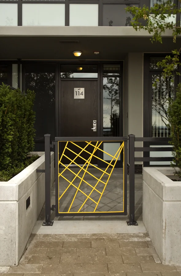 Gate_114.jpg