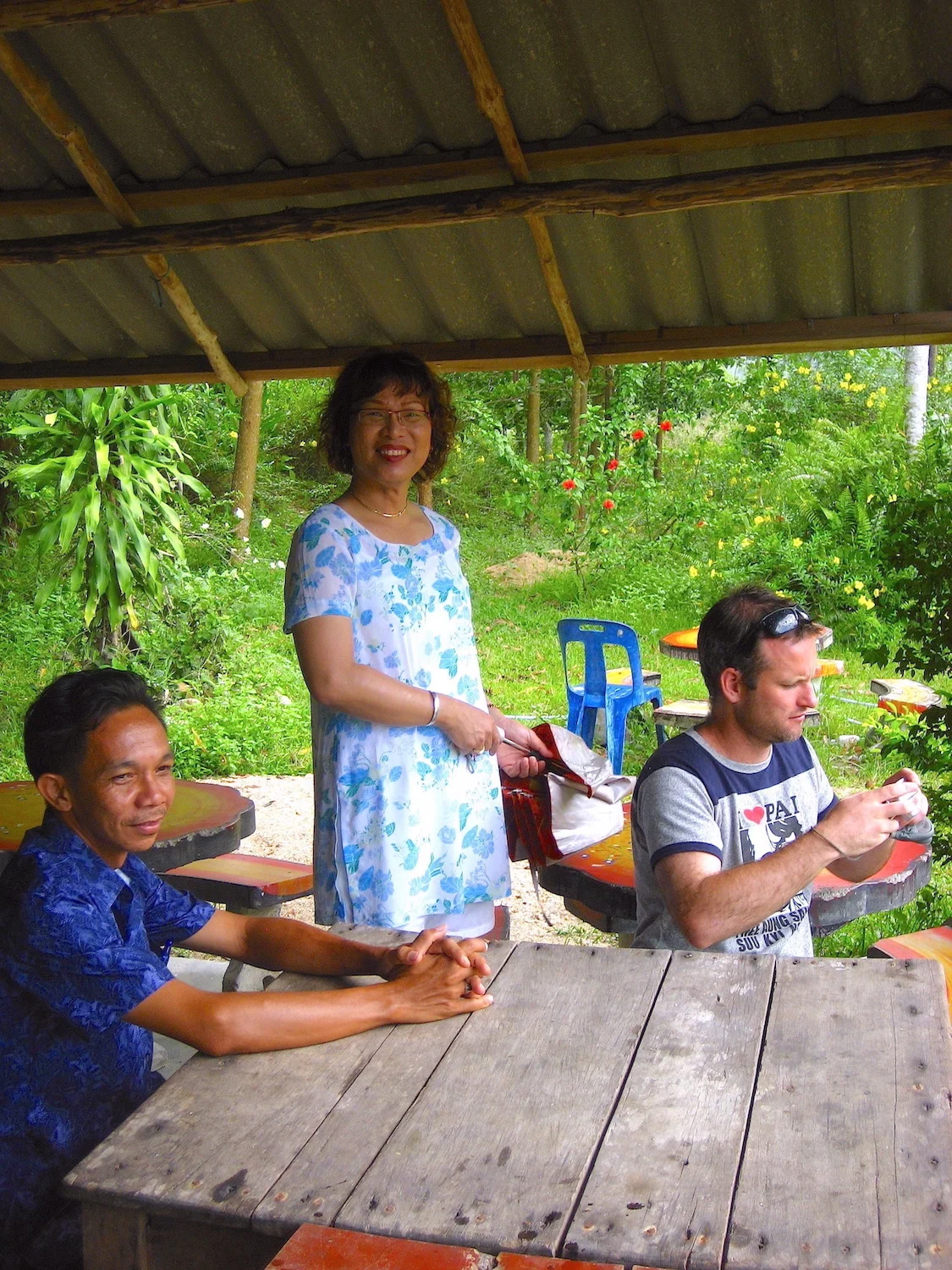 Pic: Aoi's friend (left) whom we picked up along the way, Aoi and yours truly (Rural Phang-Nga).