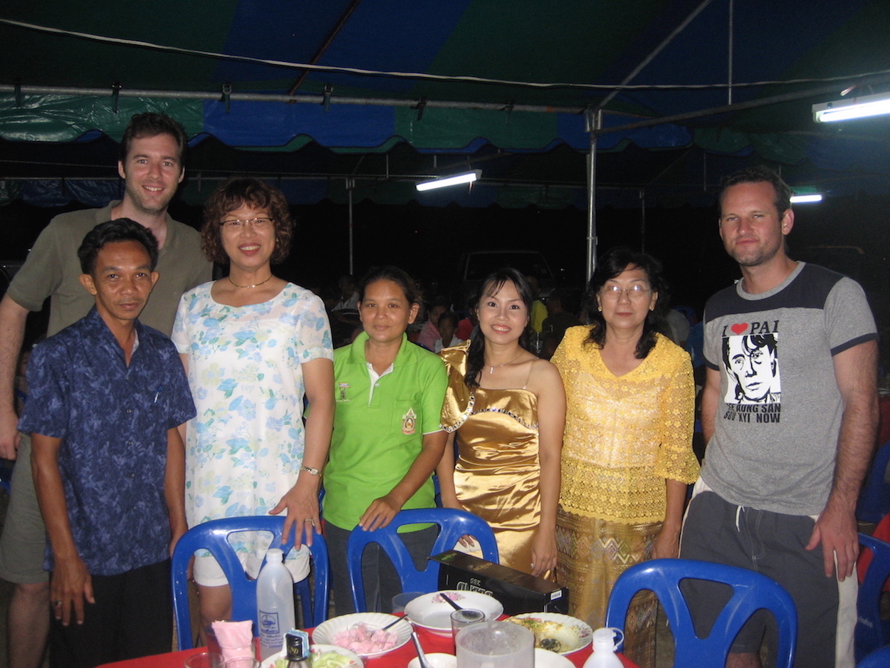 Pic: Thai wedding guests - Aoi's friend, Tom, Aoi, wedding guest, the bride, the bride's mum, the author
