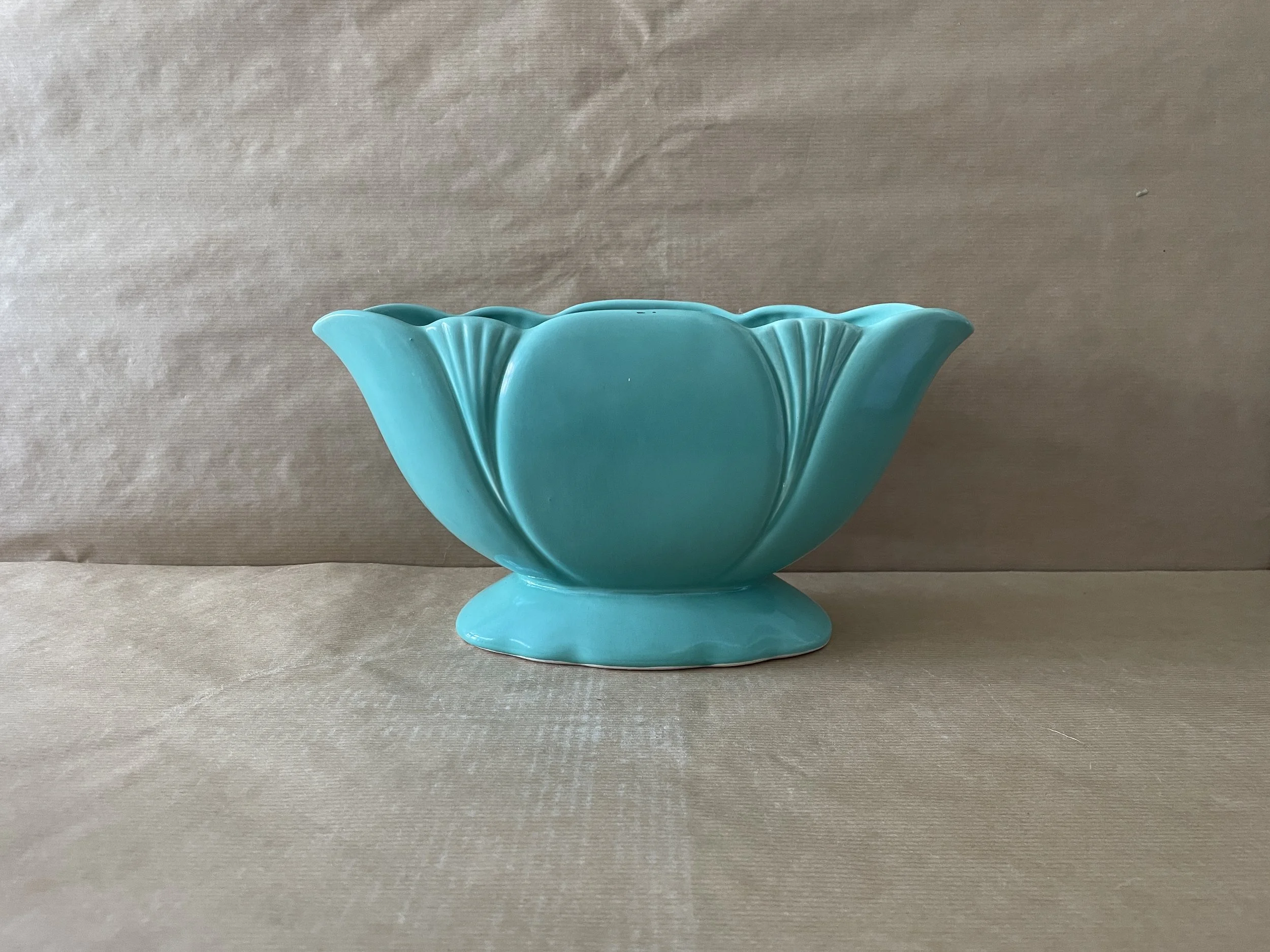 Large Dartmouth Eau de Nil Green London Mantle Vase