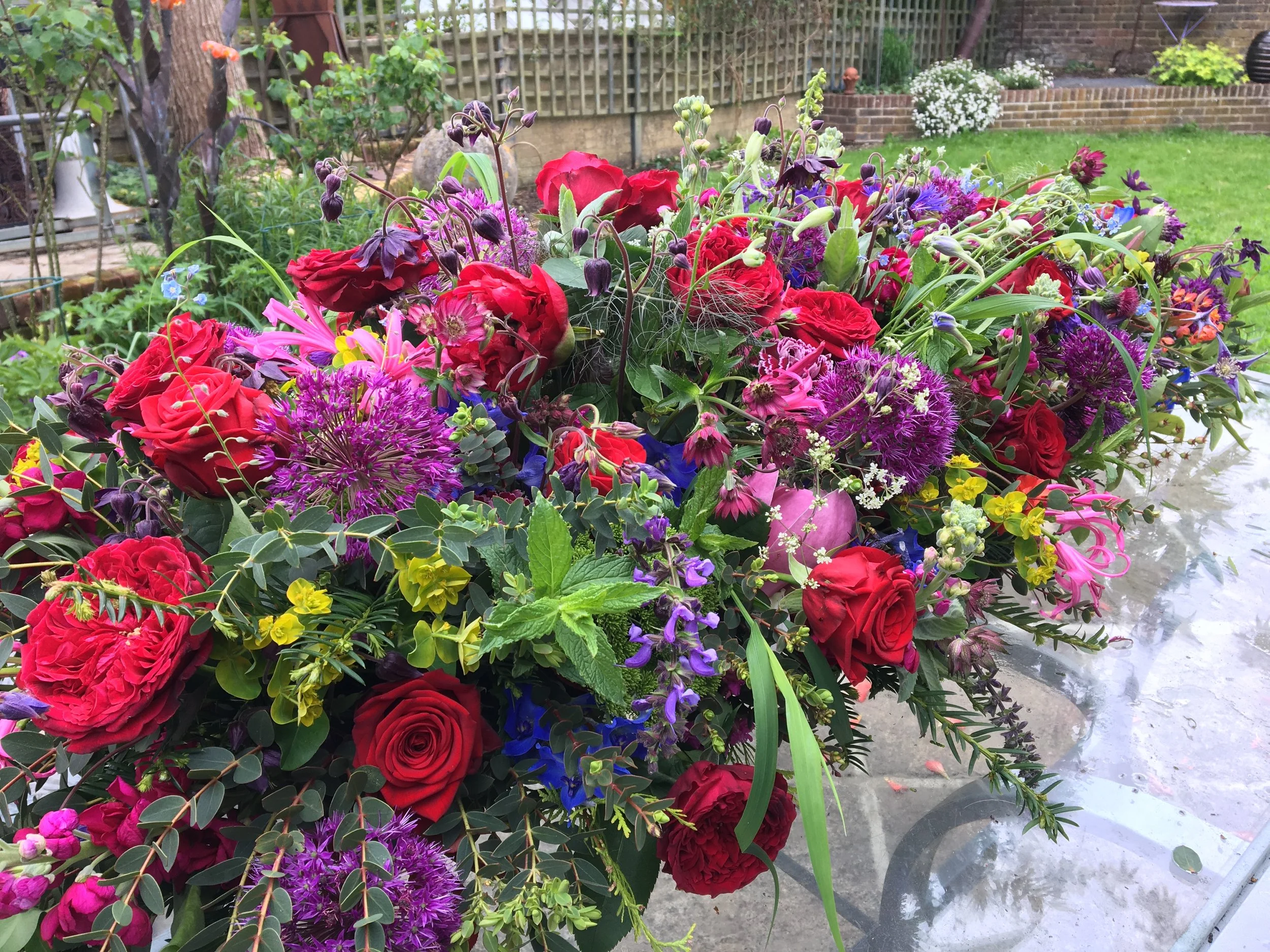 Fully Compostable Coffin Flowers