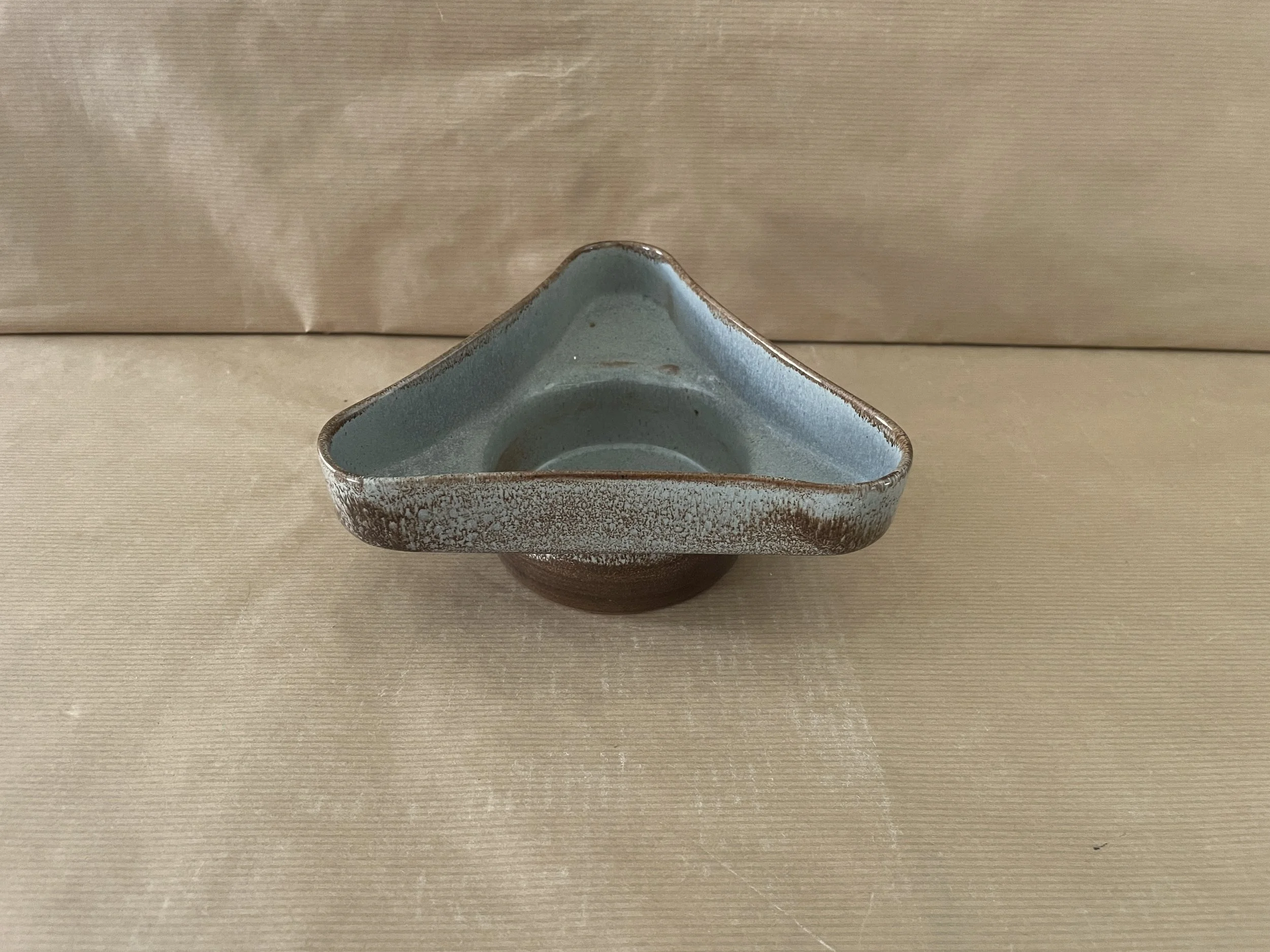 Medium Grey & Brown Triangular Ikebana Dish