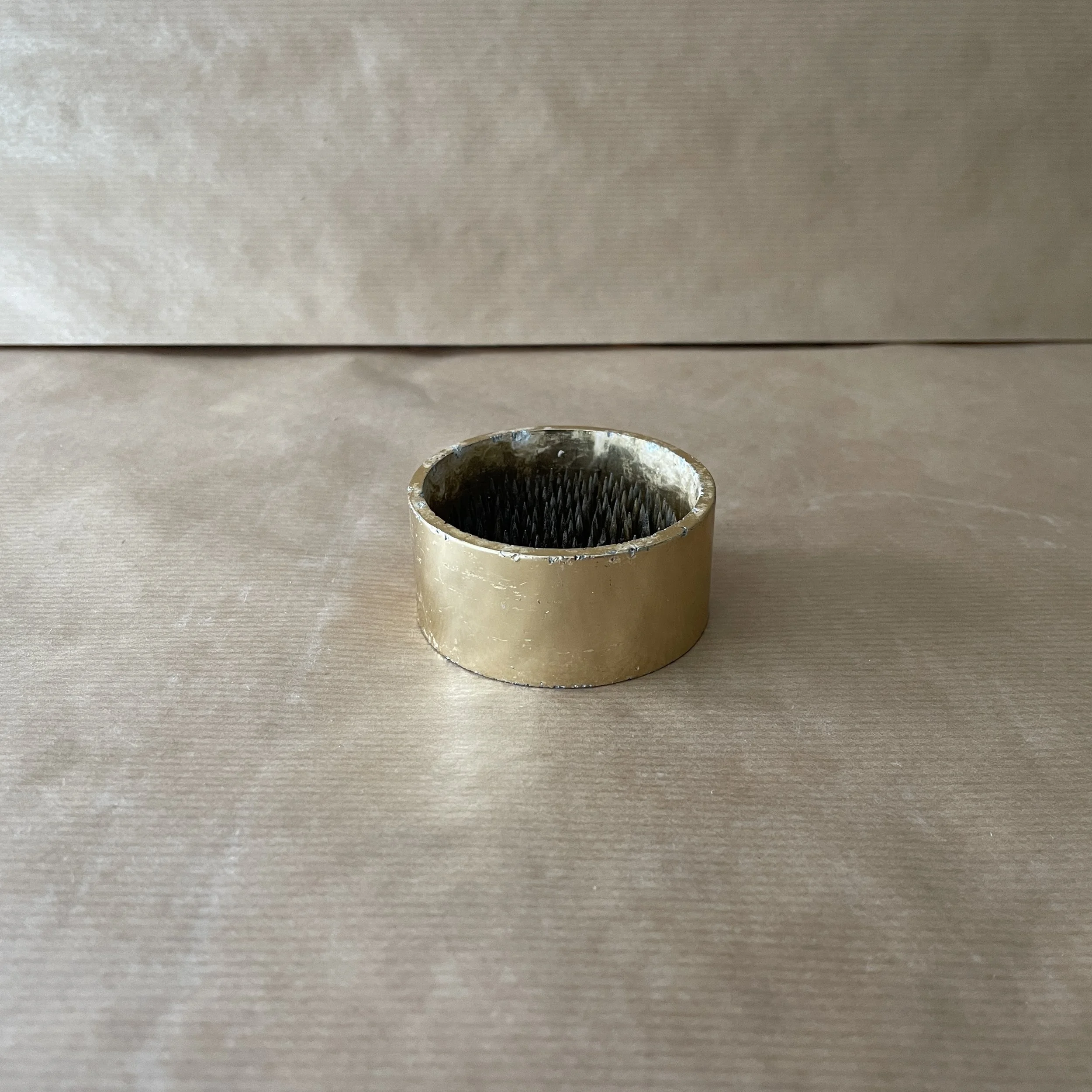 Medium Vintage Gold Lead Based Well Style Kenzan