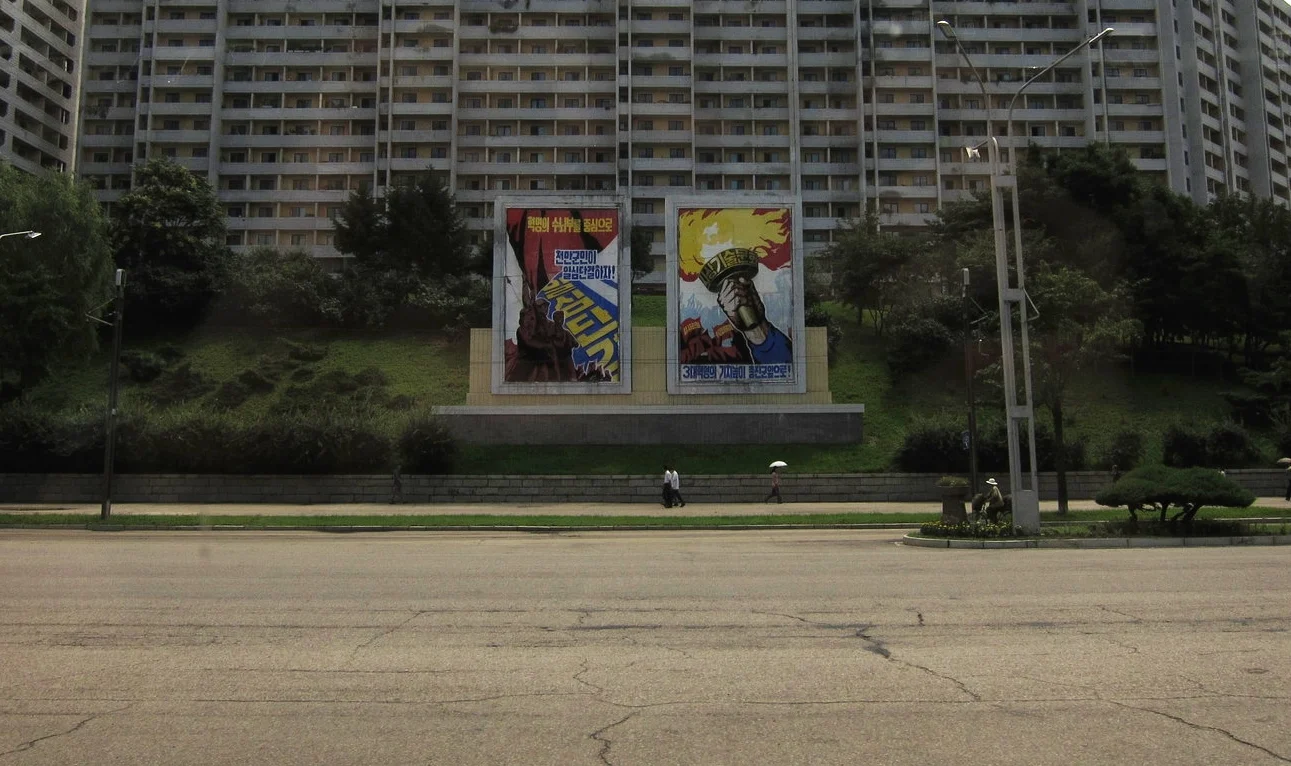  Art lay around every corner, targeting every citizen. 