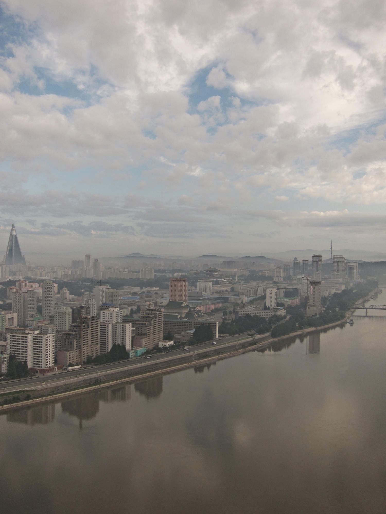 Morning view from the Yanggakdo Hotel. 'Yanggak' means 'rams head'. This excited me when i found out, because I brought a Derby County (The Rams) shirt as a gift for my guide. He'd rather have whisky or my iPod, his face said. I guess the Rams replica shirt doesn't fetch much on the black market. 