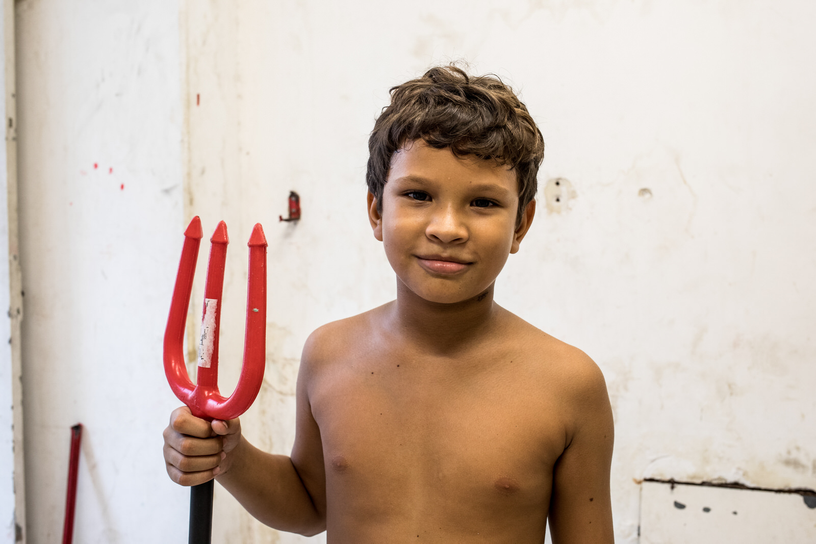  A young resident of Ocupação Luísa Mahin. 