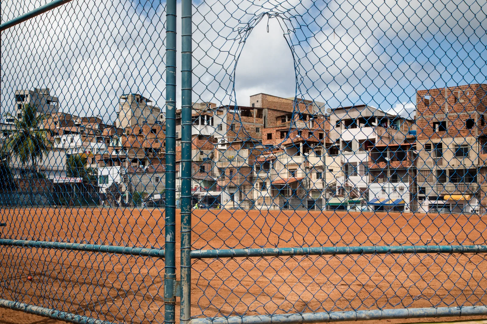 Nordeste de Amaralina is a large and well-located neighbourhood and one of the oldest in Salvador. It is located in the south of the city, wedged between the beach and the City Park.