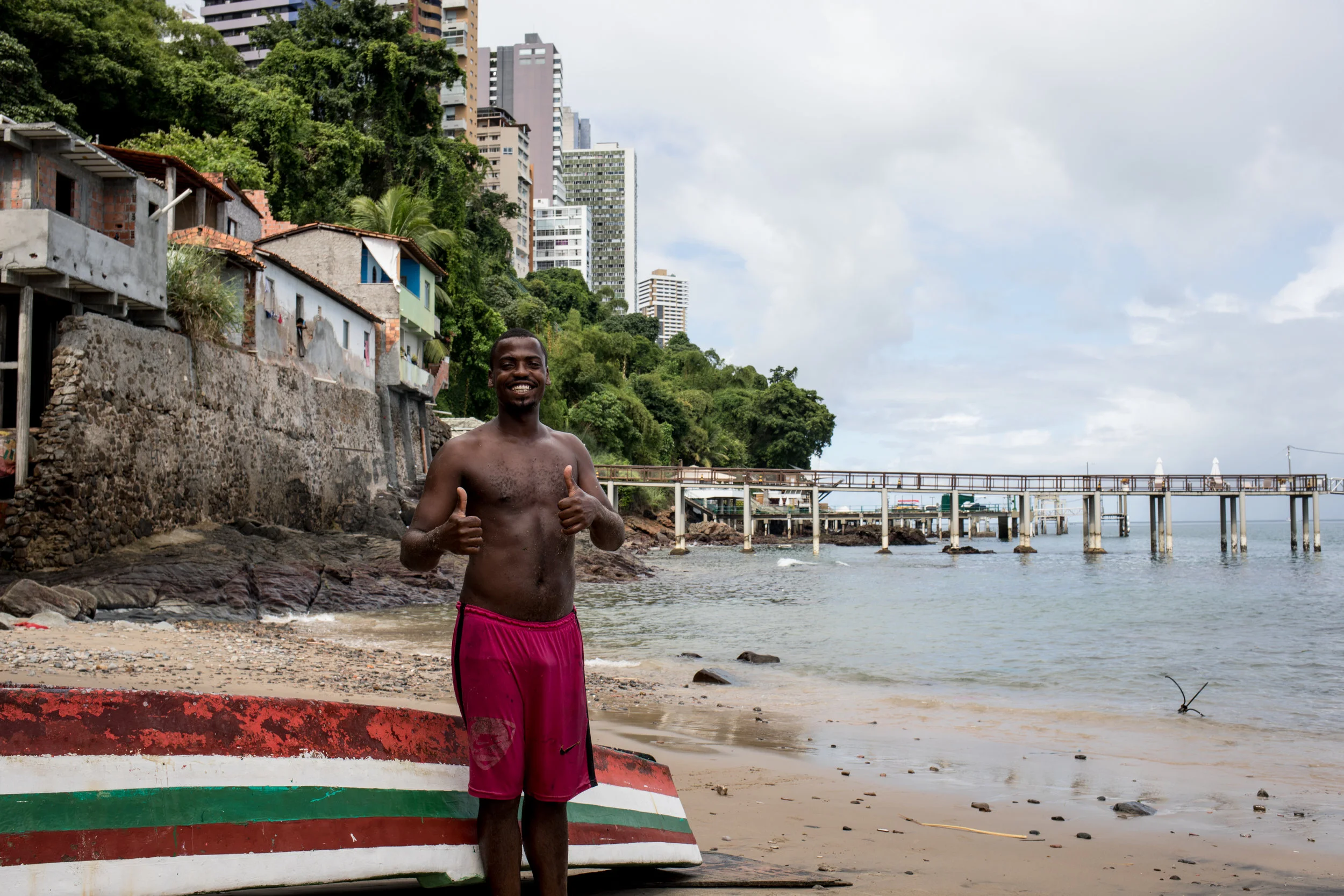 Residents have used identity and culture to combat misrecognition. Fishing is an inherent aspect of the community and their relation to the sea is one of the reasons for their right to stay in the Bay of All Saints.