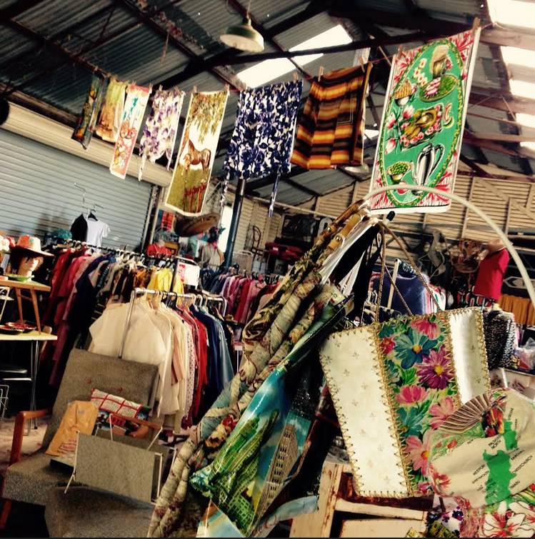 There's nothing quite like a roadtrip to stock up on fresh produce from roadside stalls and there were plentyto be found, between Adelaide and Melbourne. So I returned home with an impressive array of fresh fruit and vegies, nuts, honey, eggs, wine and more ! But the place that really caught my attention was Lola's Garage (pictured) located in Nhill. This amazing Aladdin's cave is located on the main road, right hand side as you head out of town towards Adelaide. You will find room after room full of sometimes rare and quirky, retro, vintage items. Clothes, books, furniture, general household items, textiles and more, can be found in abundance. I really enjoyed chatting with the delightful owners - sisters Pauline and Tania. I was most amused by the 1940's record that was playing a jaunty, sometimes crackly tune through wired up old speakers. I could have easily spent half a day happily fossicking ! Eventually I couldn't resist a giant Fowlers jar approximately 2 litres in size - perfect for large flowers. Can't wait to revisit when next headed for Adelaide. If you happen to visit, a sign out the front states "Open 12 - 5 sometimes". Check it out !