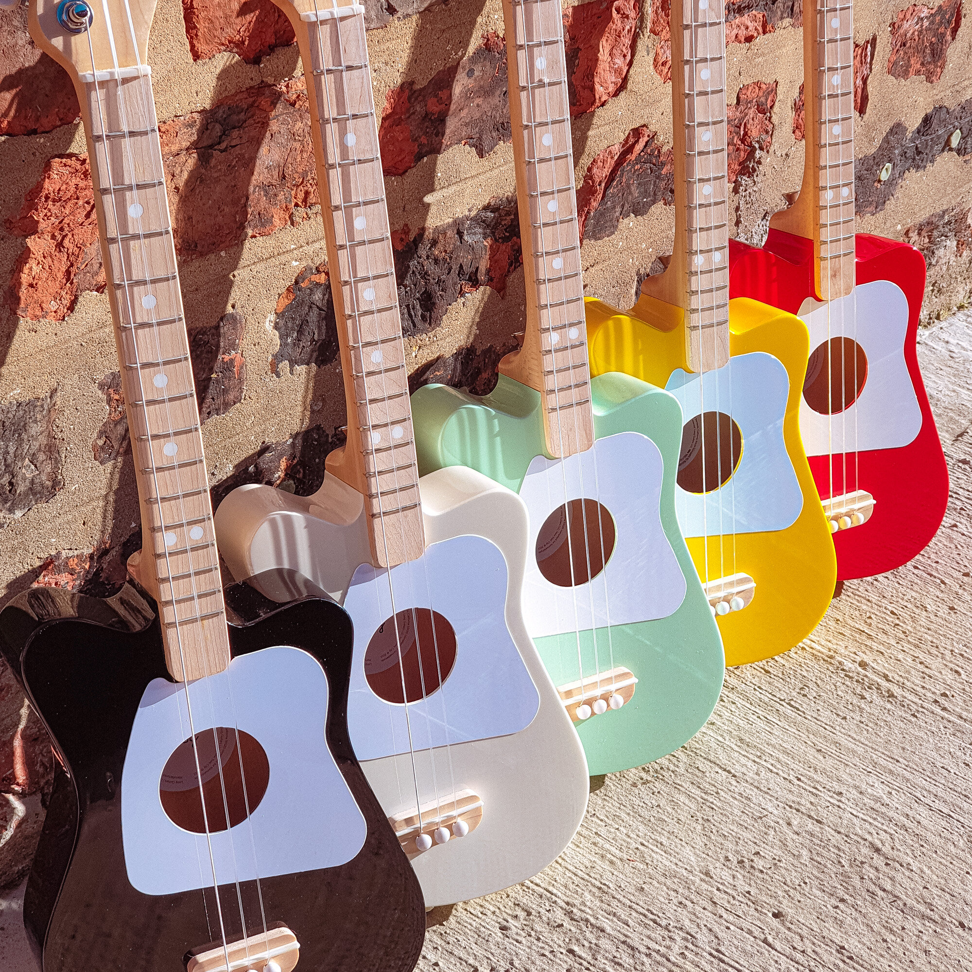 loog guitars all colours .jpg