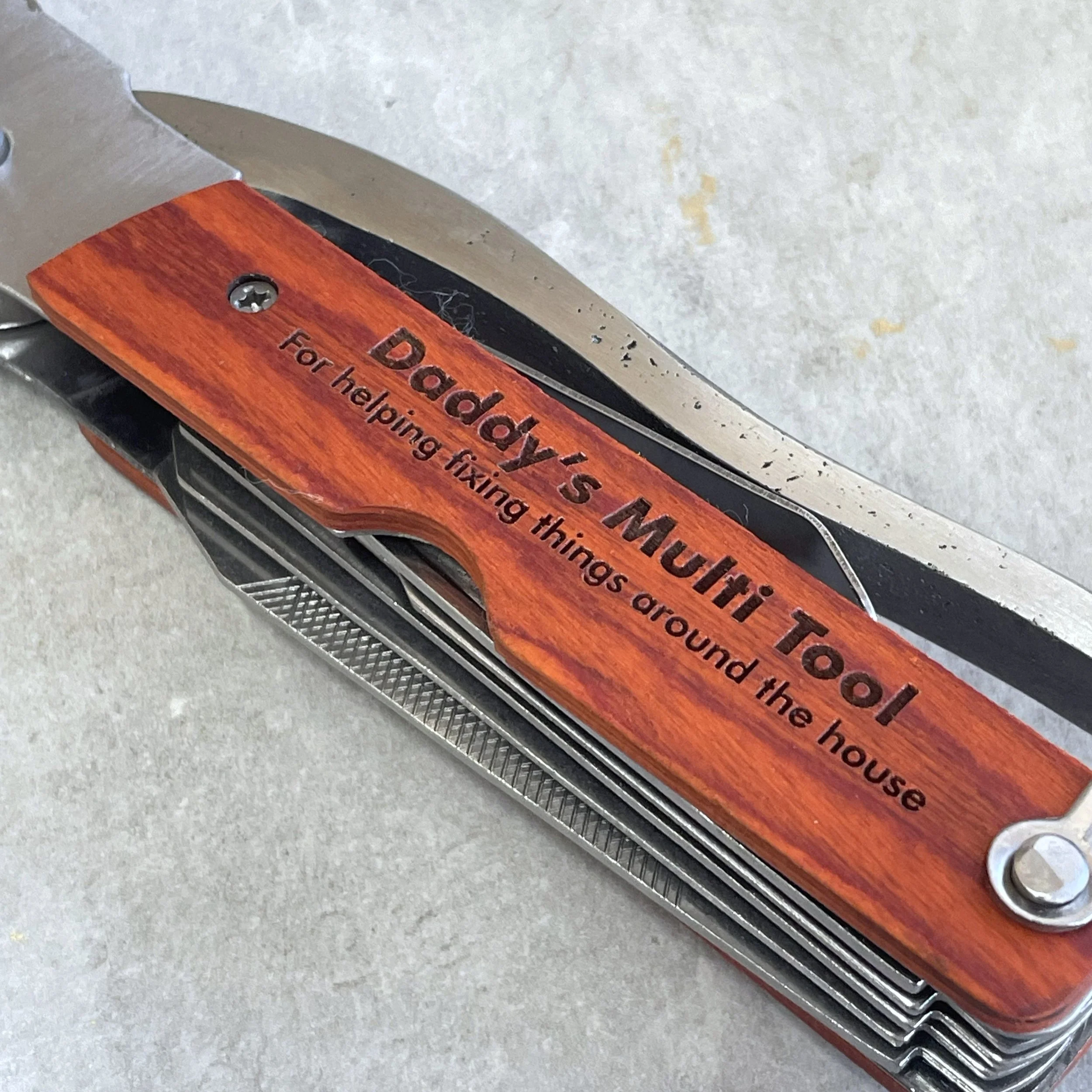 WOODEN HAMMER MULTI TOOL 4.jpeg