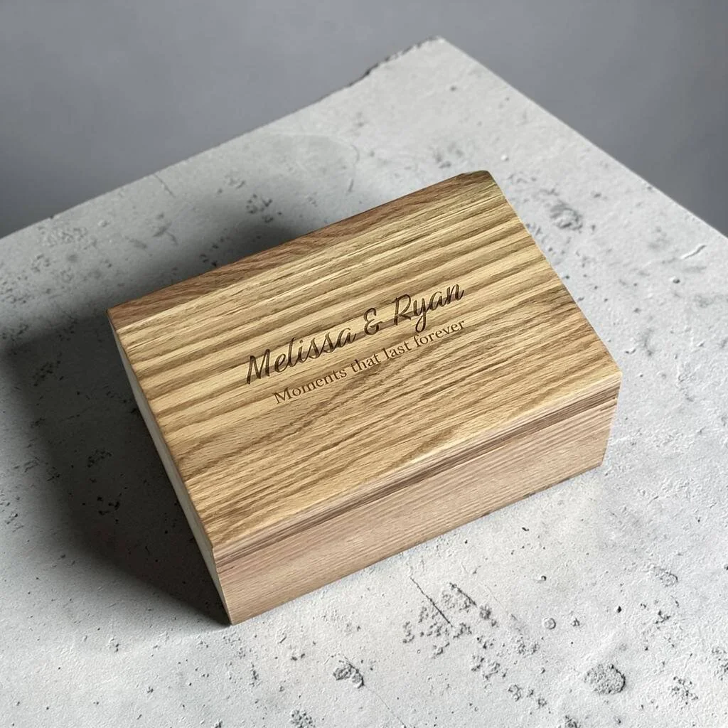 original_personalised-oak-memory-box.jpg
