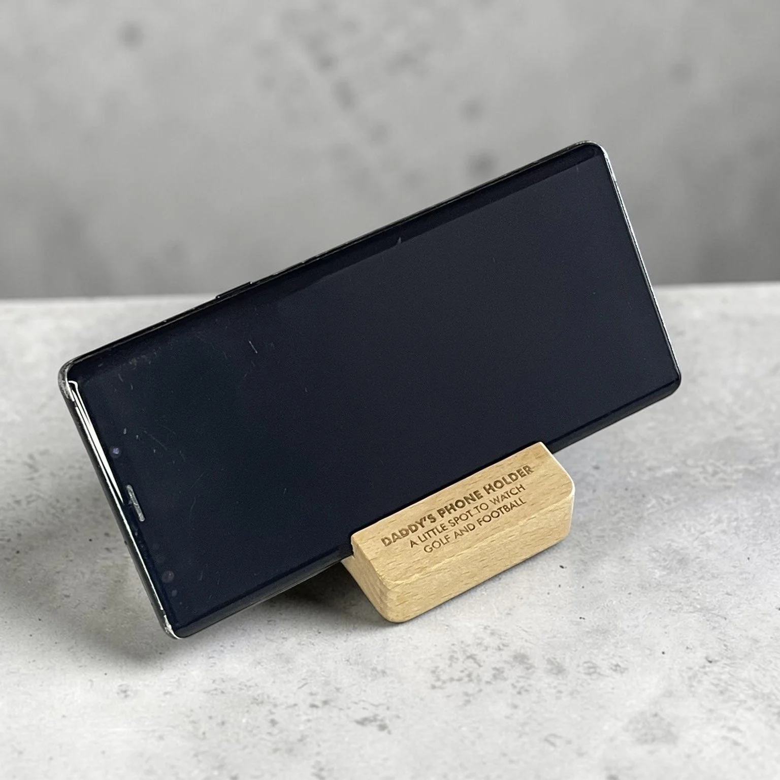 woodn phone holder 1.jpg