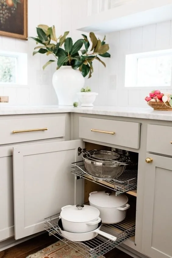 Kitchen Design // Interior Cabinet Organization