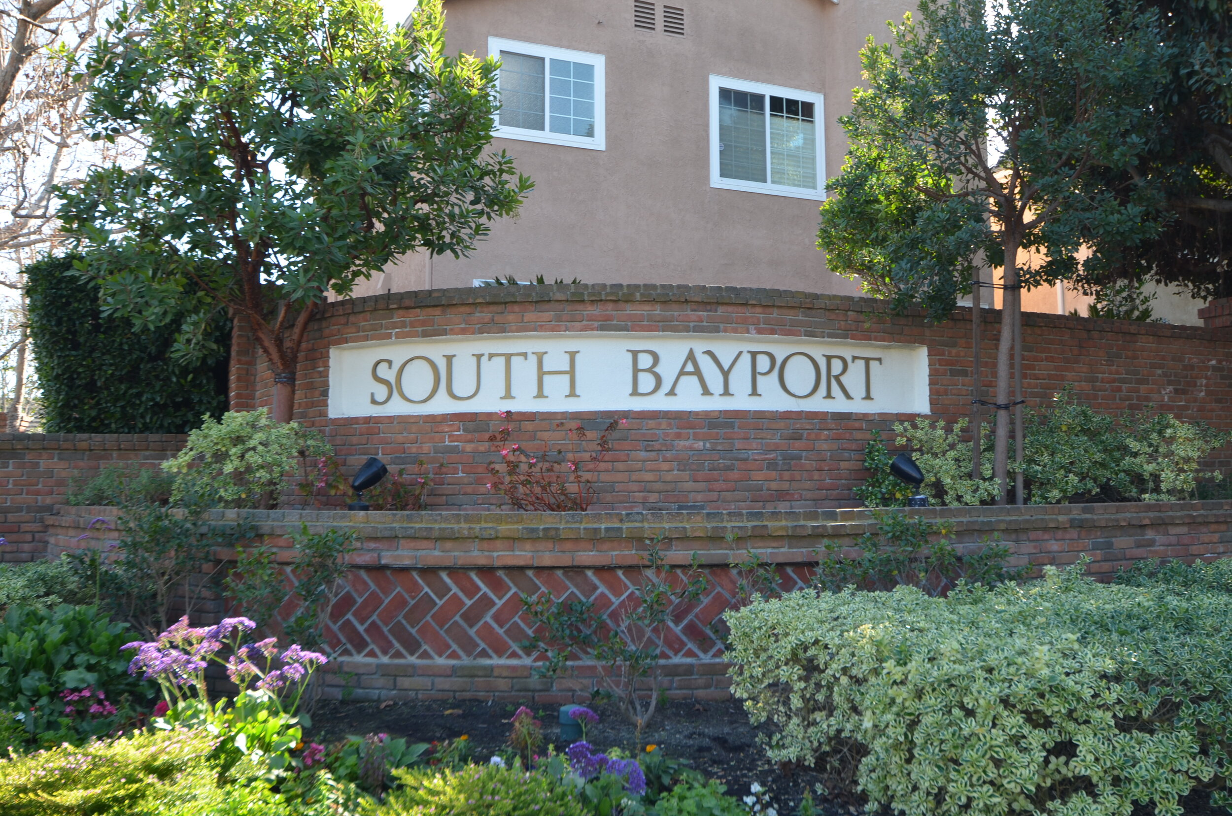South Bayport Sign Close up.JPG