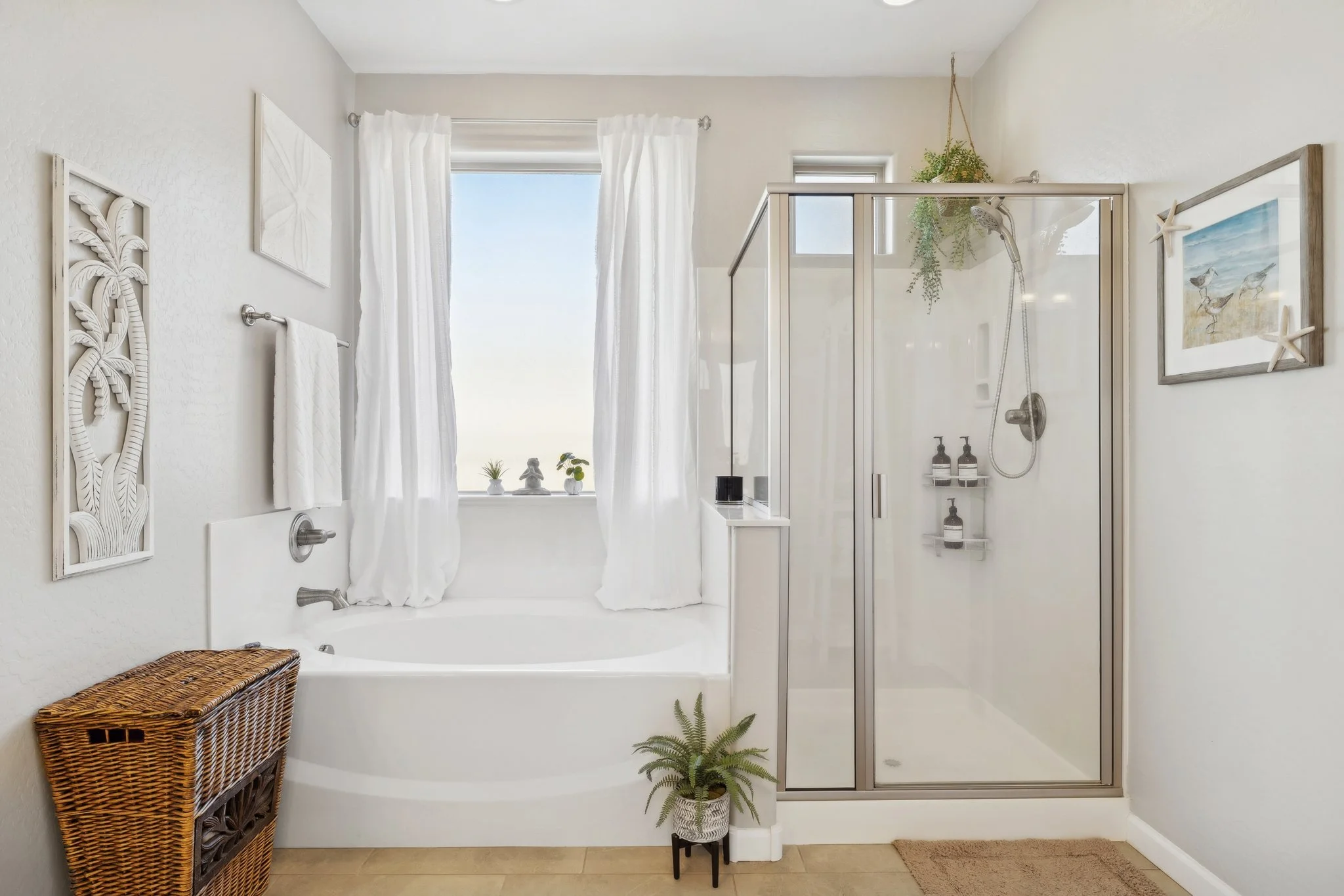 25-web-or-mls-1564-e-yorkshire-ave.jpg