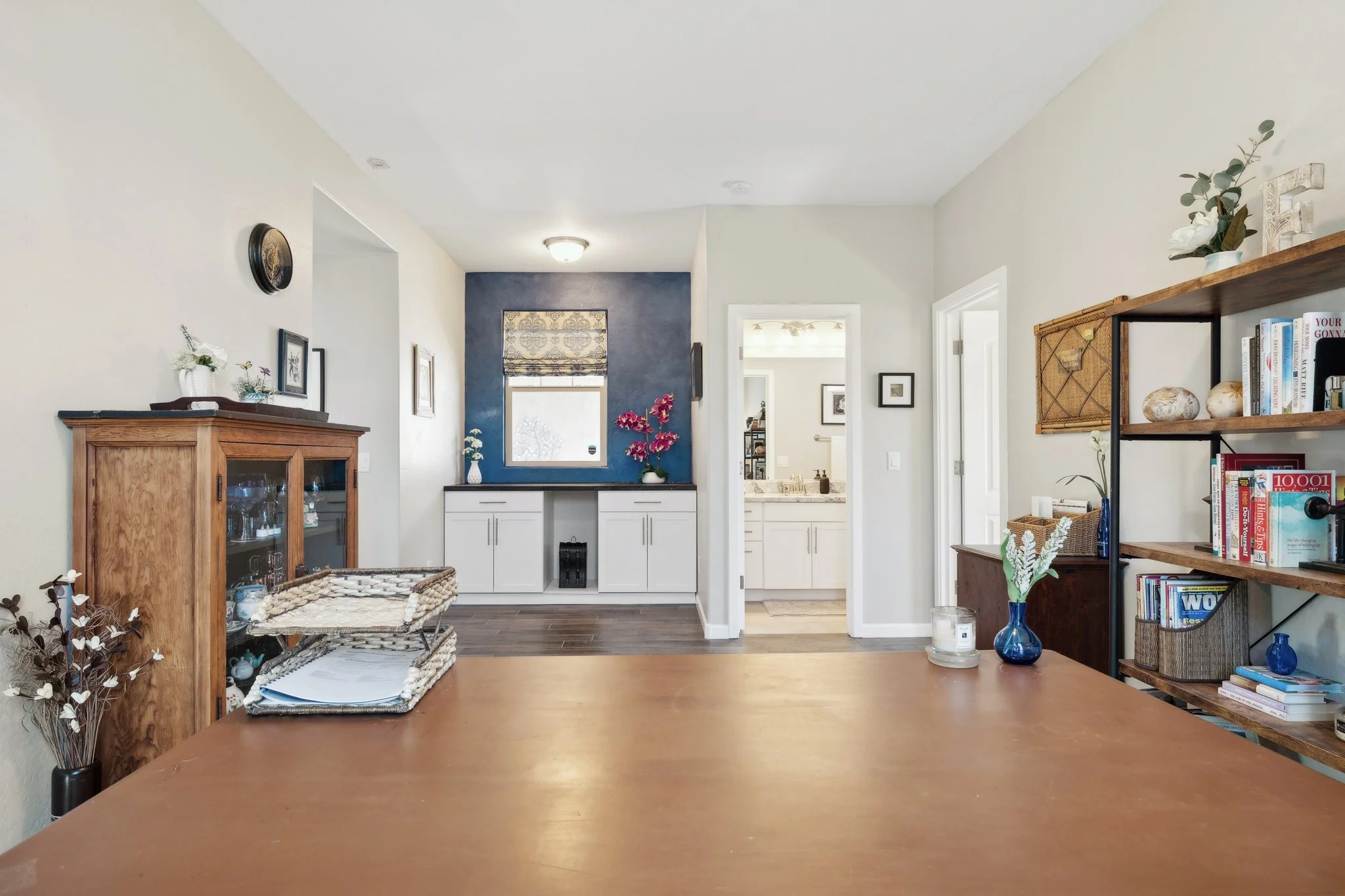 38-web-or-mls-1564-e-yorkshire-ave.jpg