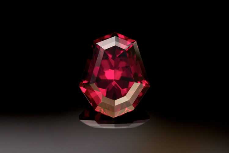  Garnet 