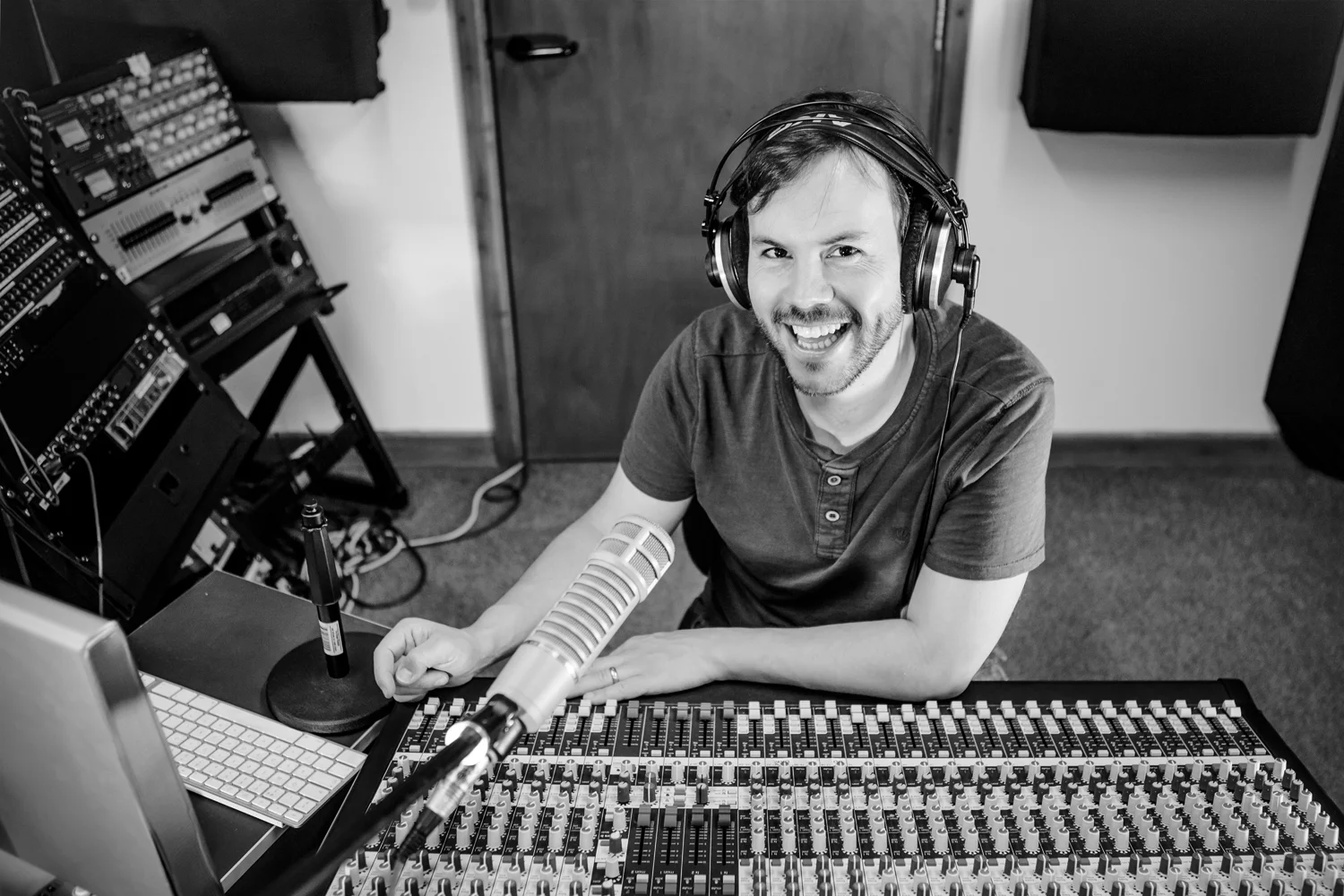 Rob Studio 04.jpg