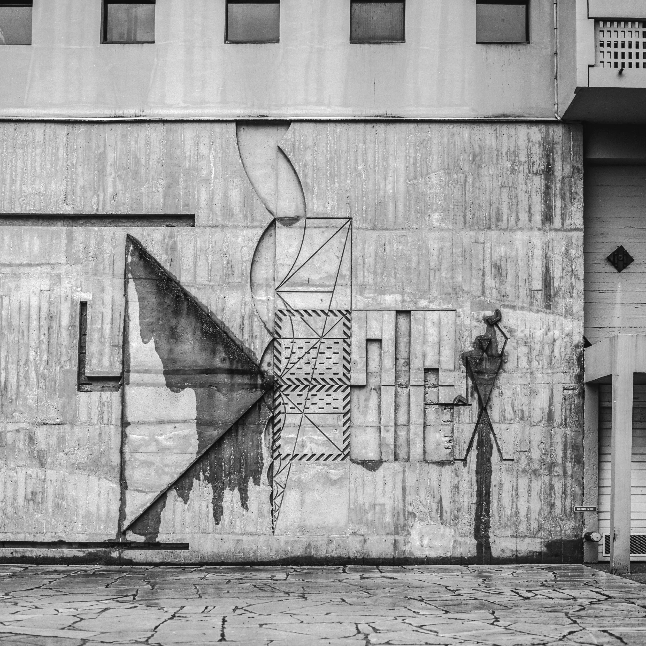 Cite Radieuse Façade