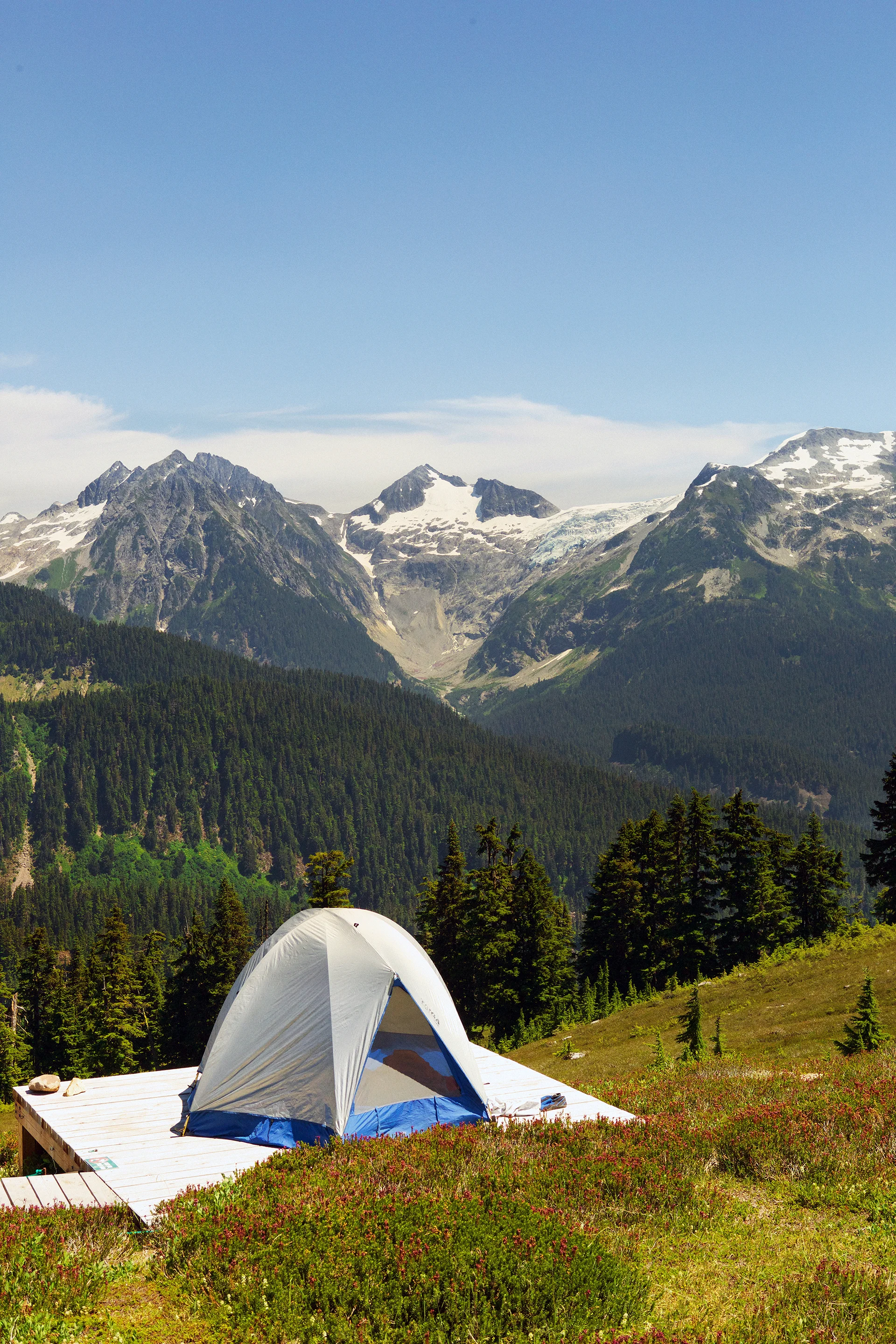 Exploring Elfin Lakes In British Columbia Explorer Gear