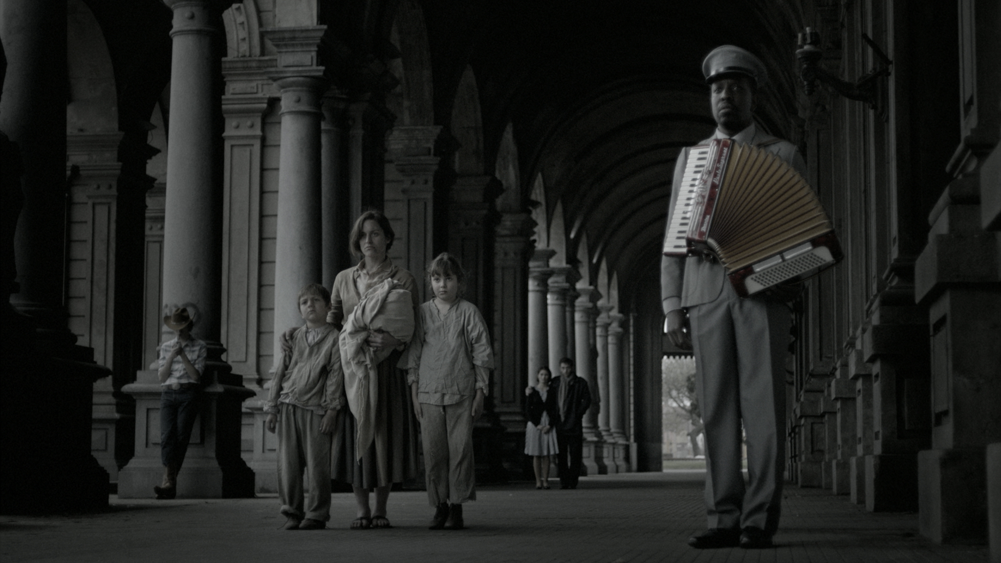 frame_05.jpg