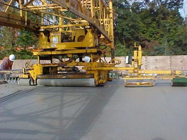 deck pour #2 finishing machine.jpg