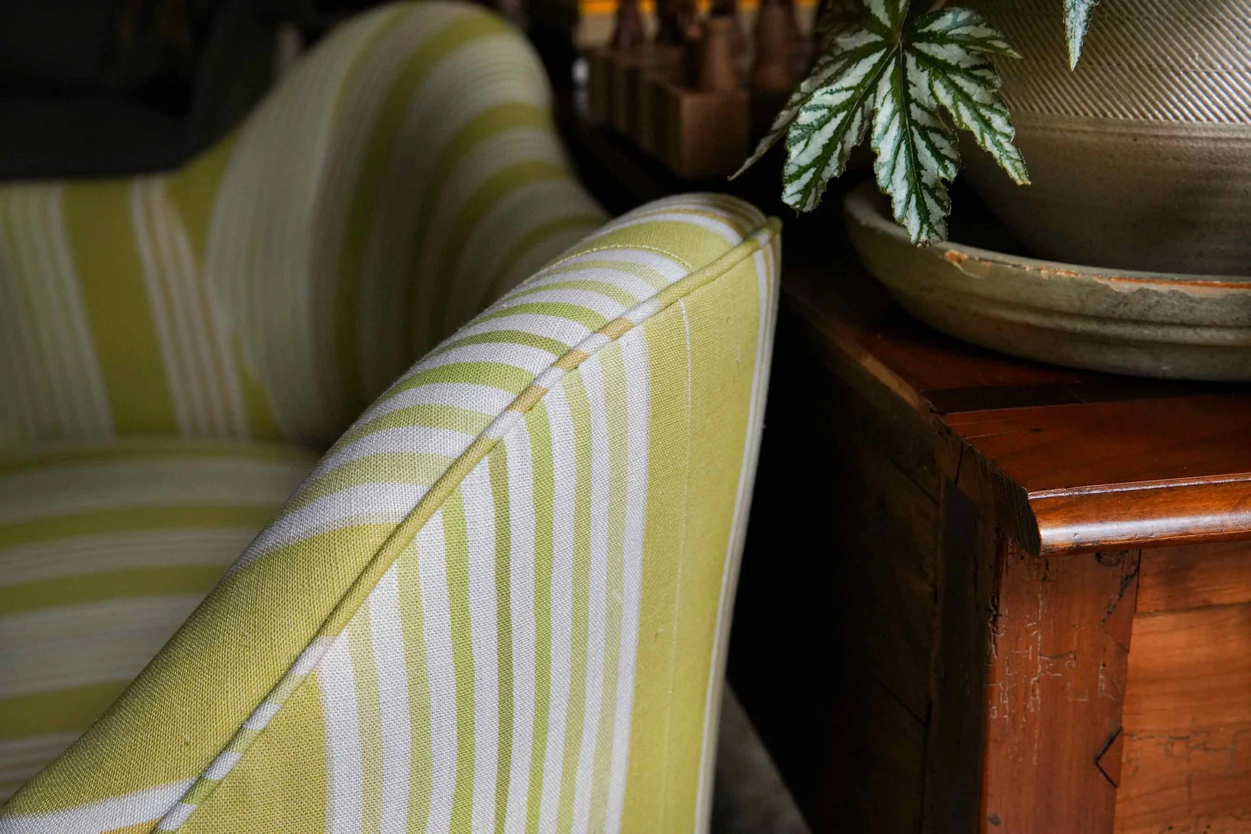 HABLE-2023-UPHOLSTERY-BLANKET-STRIPE.jpg