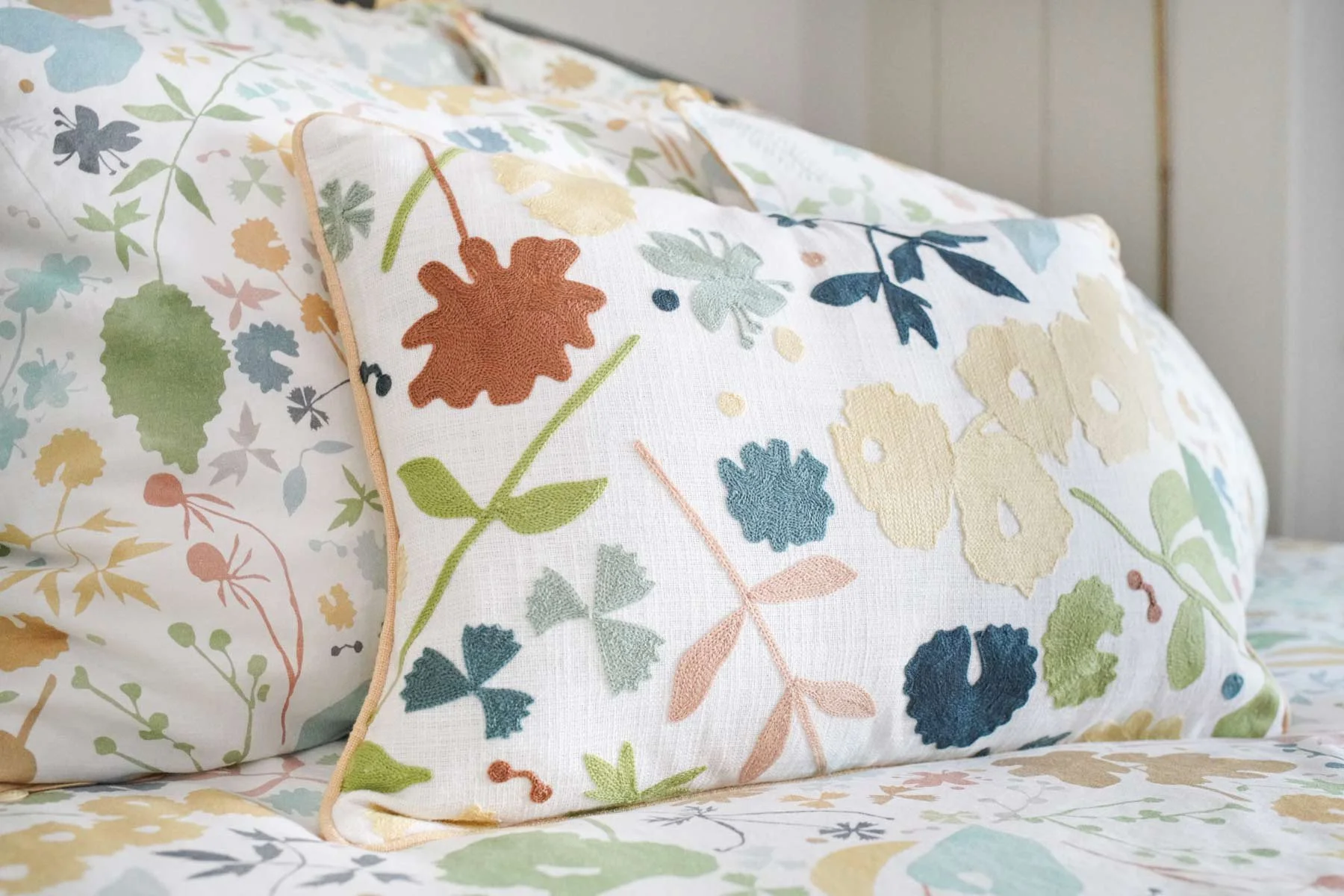 HABLE-2026-GH-BEDDING-DEC-PILLOW.jpg