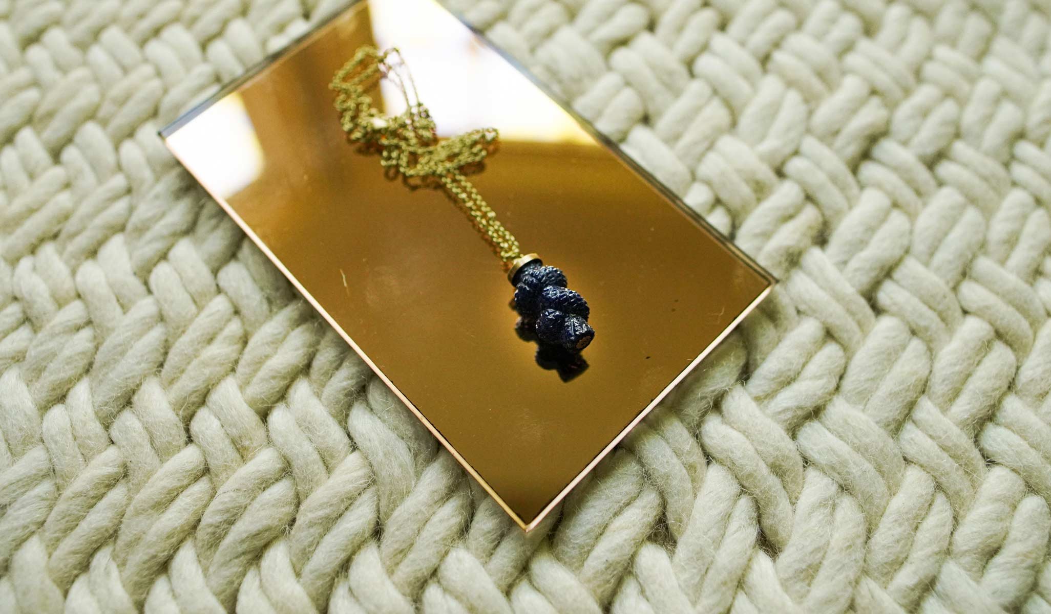 HABLE-2024-JEWELRY-LOVE-KNOT.jpg