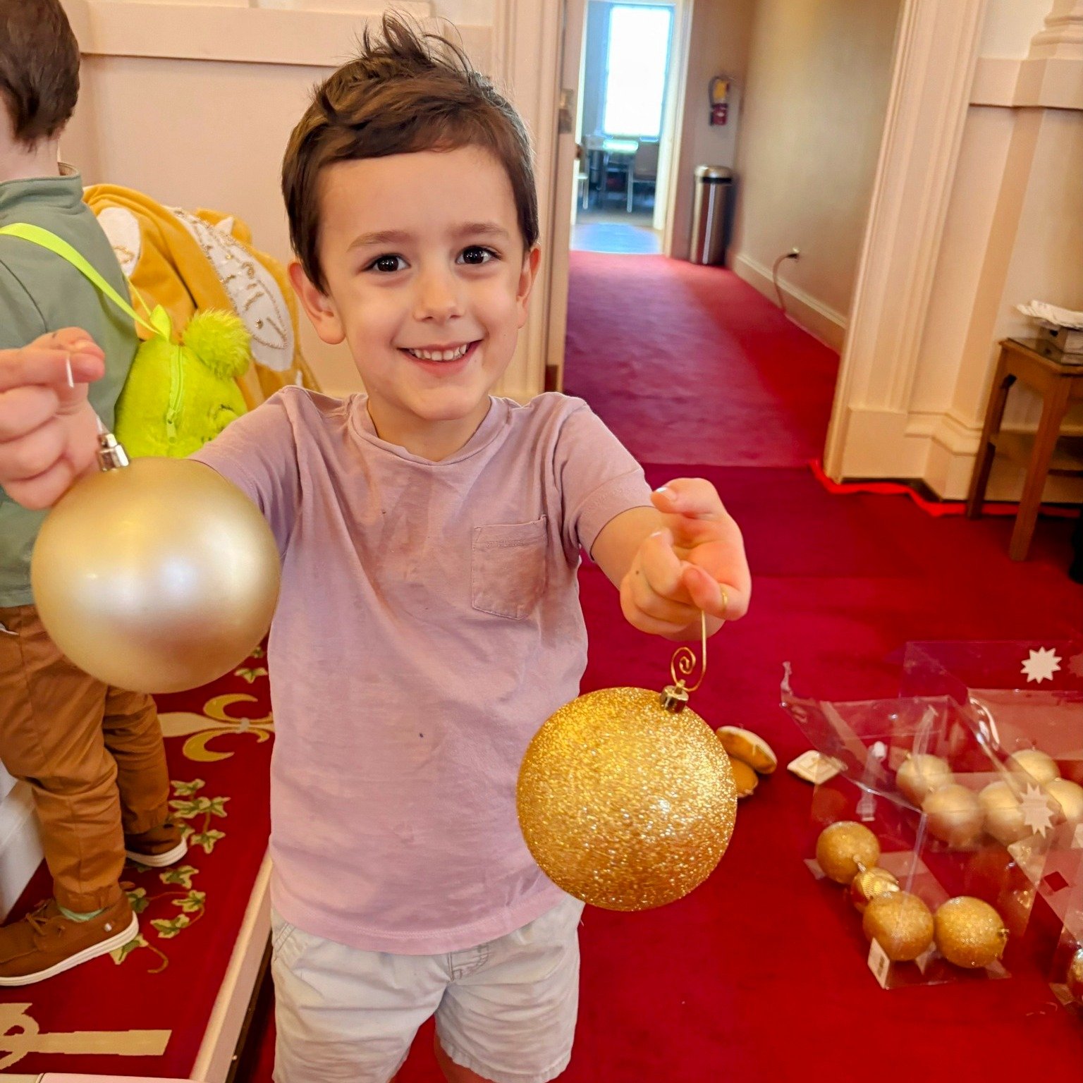 Thanks to everyone who helped decorate for Advent on November 23 after church. Special shout out to the Zoe Sunday School Class and @thecatherinewilson (our Music + Worship Director), who helped make new bows for our worship space!