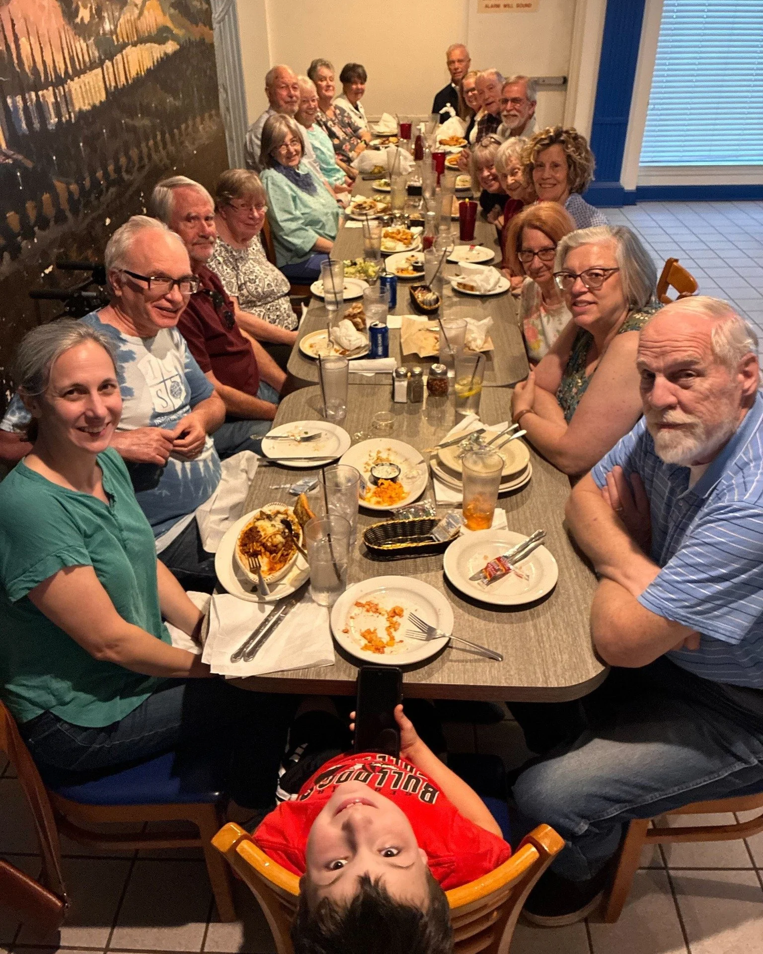 Some of our chancel choir folks celebrating the end of rehearsal season at @athenspizza! What great people! Thanks @thecatherinewilson  for organizing.