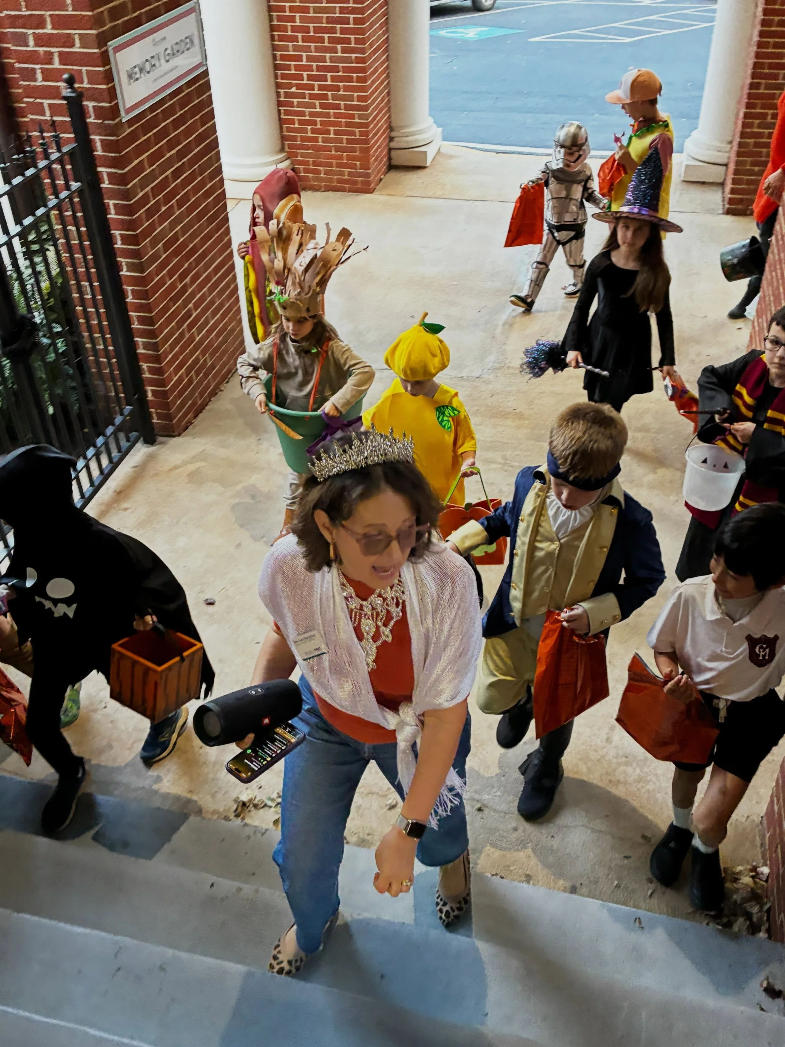 The &ldquo;Blessing of the Costumes&rdquo; parade last night was a [trick or] treat! These kids have amazing costumes- much cooler than anything I wore as a kid. 

*flashback to when I wore my mothers old bathrobe and went as the concept of &ldquo;pa