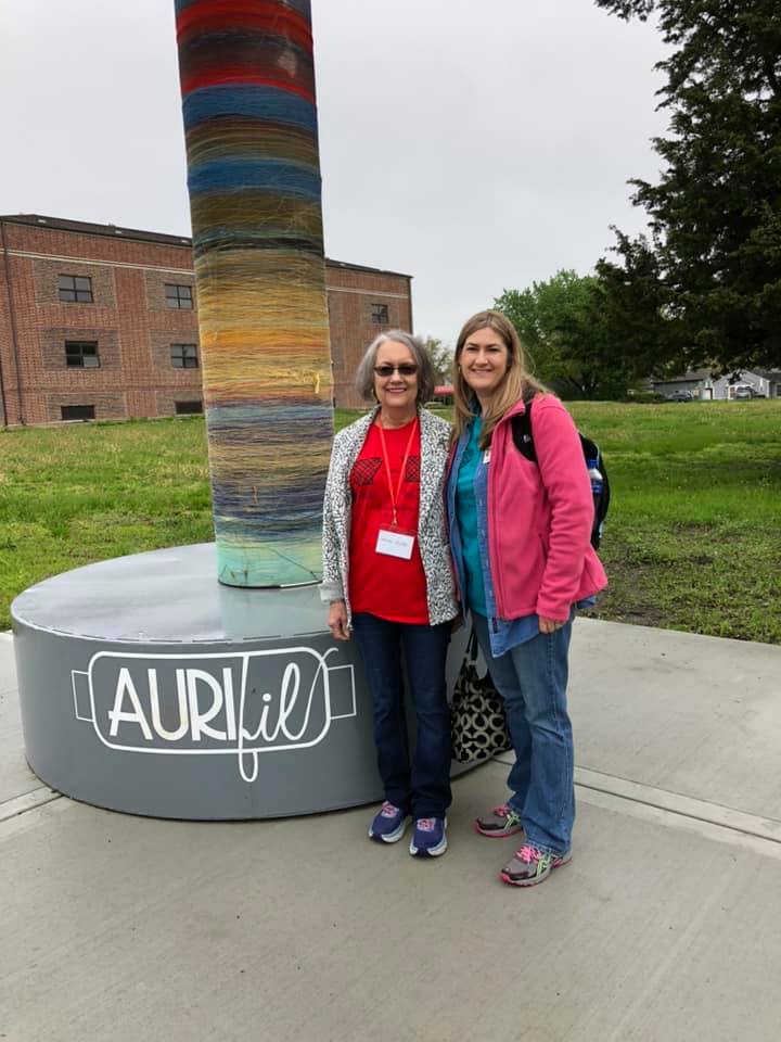 alicia and louise at sppol of thread.jpg