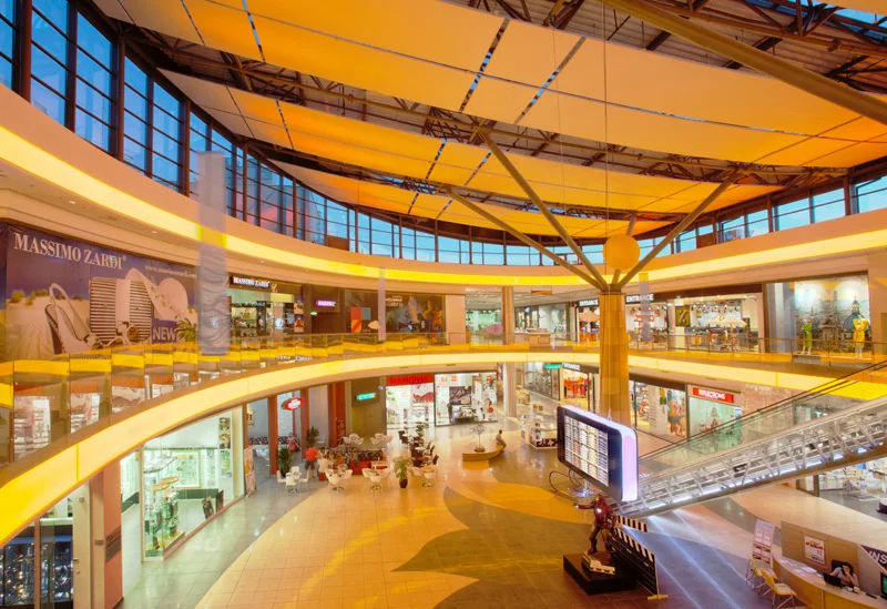 Burgas Atrium I Night copy.jpg