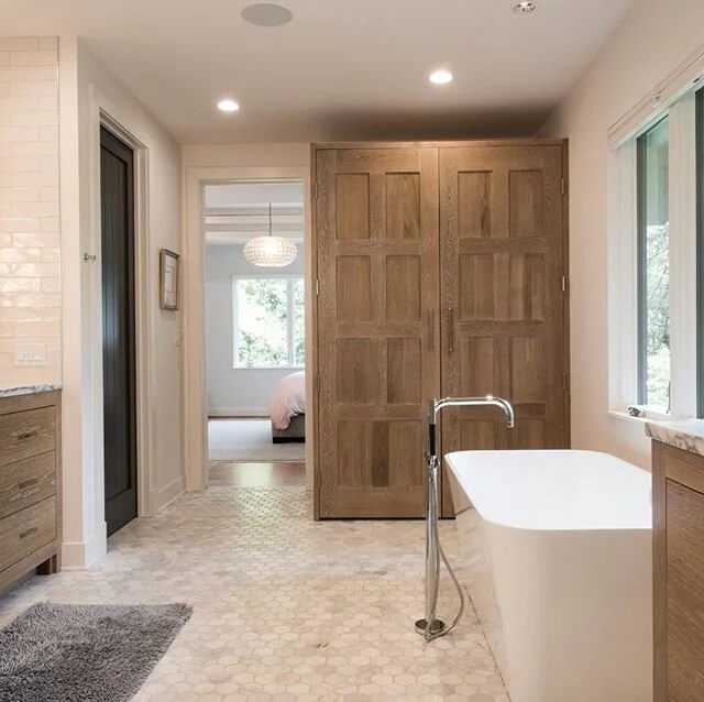 #throwbackthursday Guess what&rsquo;s hidden behind those gorgeous doors!? #kmdesigns #thoughtfulstorage #washeranddryer