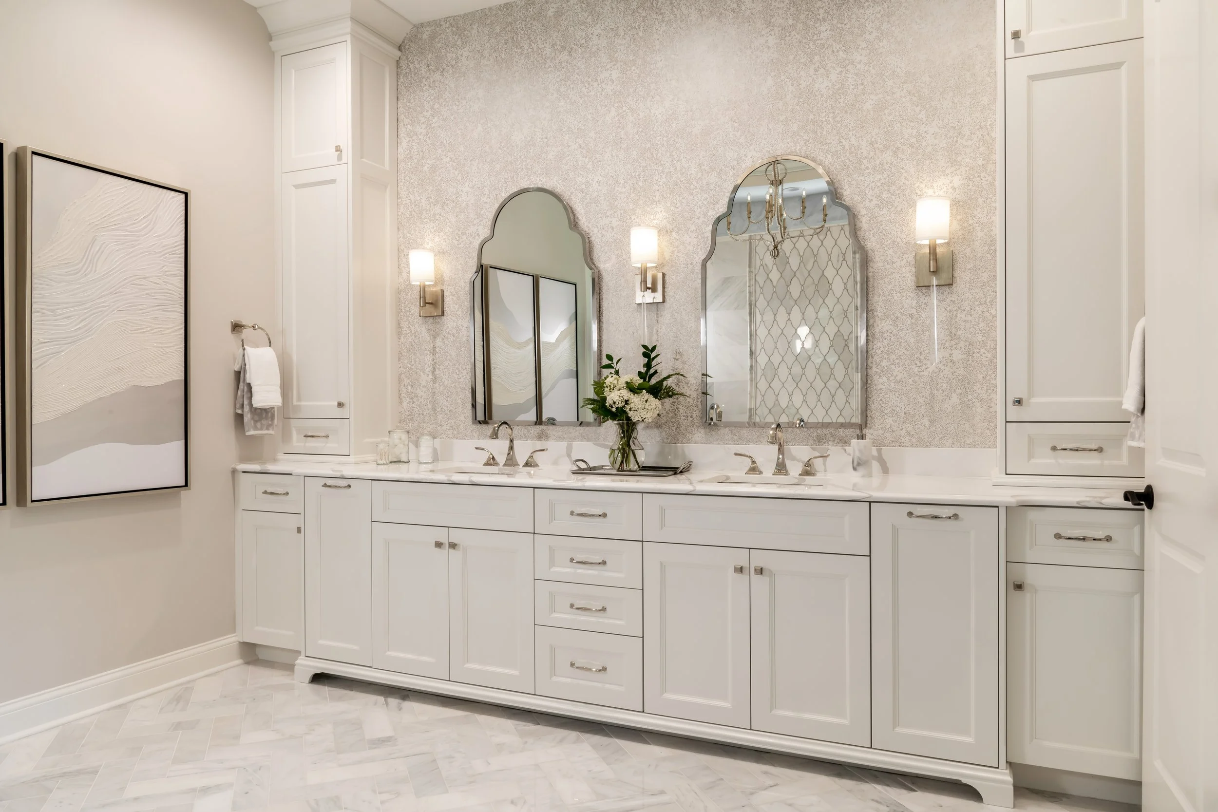Matthews - 2 Main Baths--2.jpg