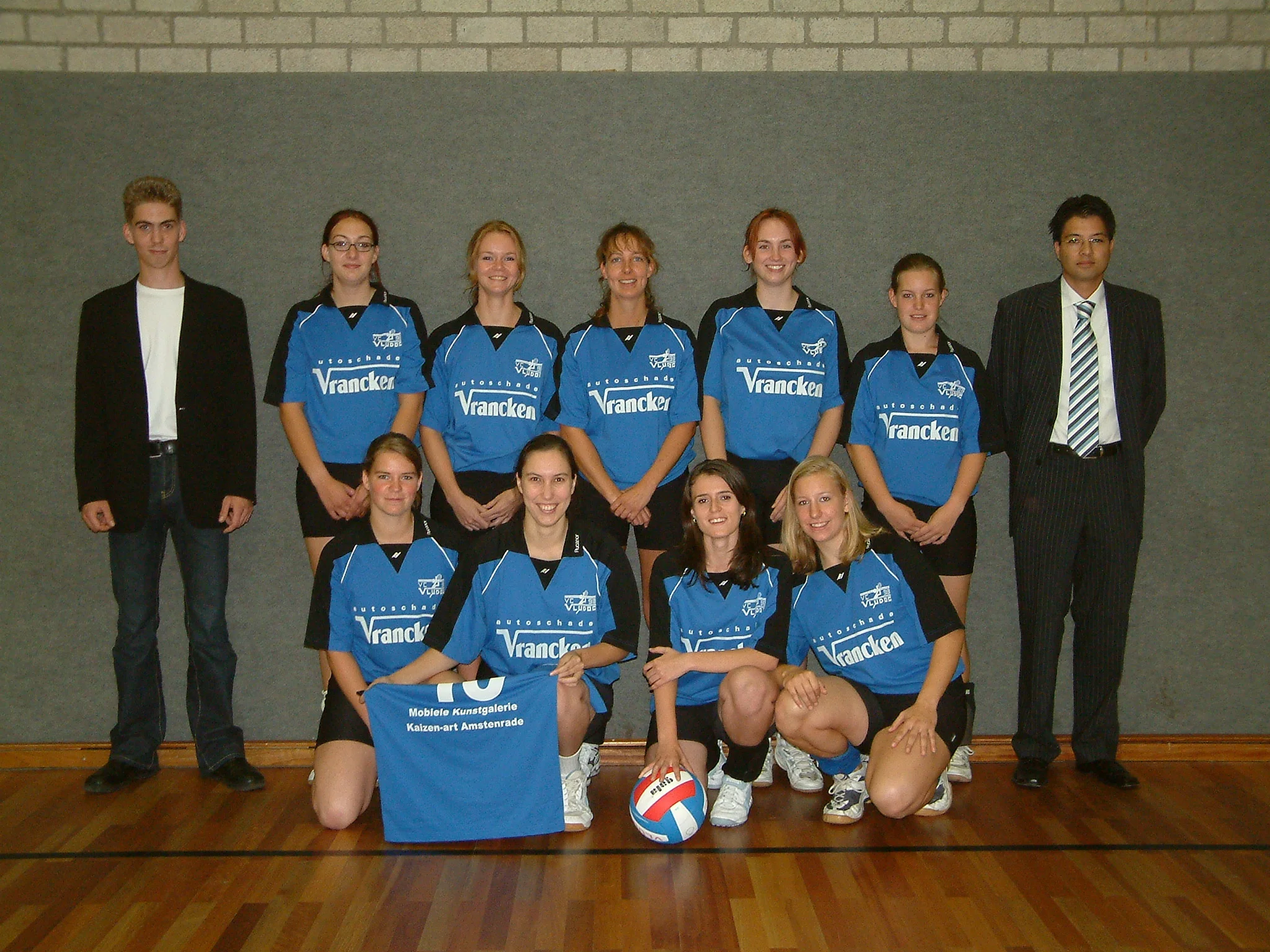 Dames 2 Vludoc '98 Seizoen 2004/2005