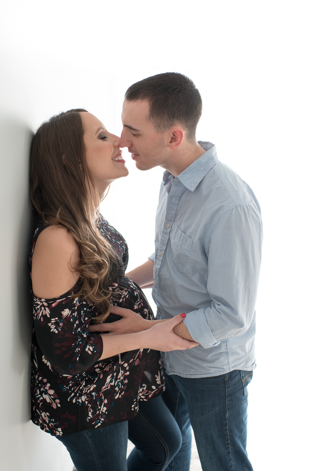 Couples Maternity Photos in Clarksville TN D. Phillips Photography