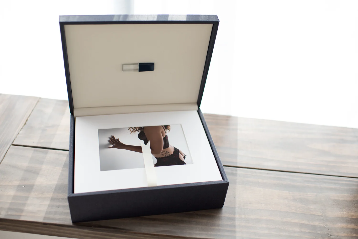 D. Phillips Photography Boudoir Clarksville Fort Campbell Crystal USB