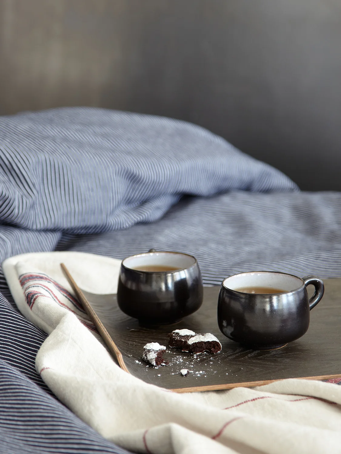 01_Industrial_Chic_Coyuchi_Tea_in_Bed_0078_SQ.jpg