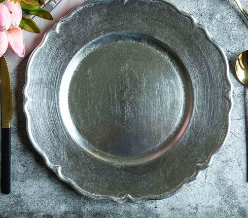 Acrylic Charger Plates - 13" - Metallic Silver Scalloped Edge (5 Pack)