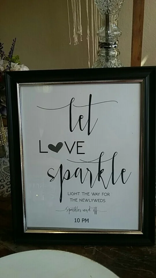 Sign : "Let Love sparkle"