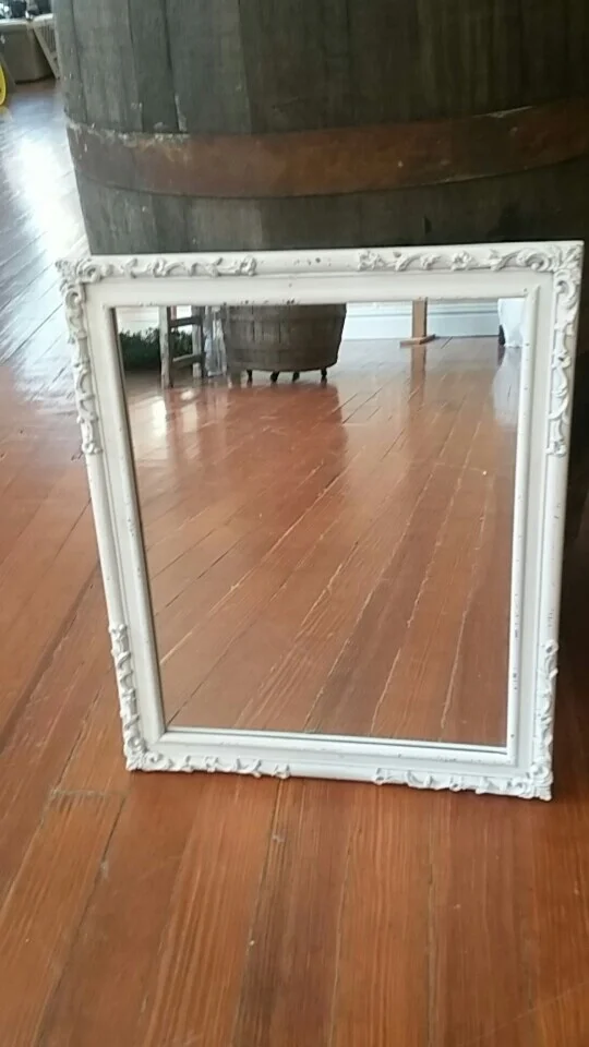 Mirror : Ornate White