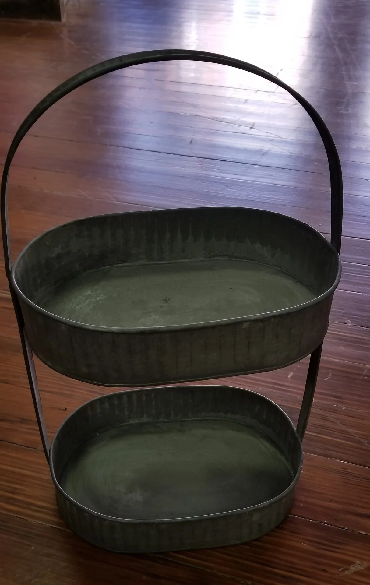 Oval Stand : 2-Tier