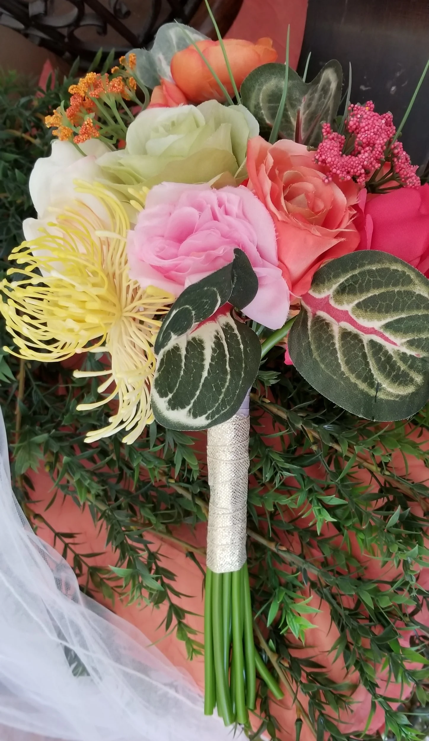 Bouquet : Salmon &amp; Pink