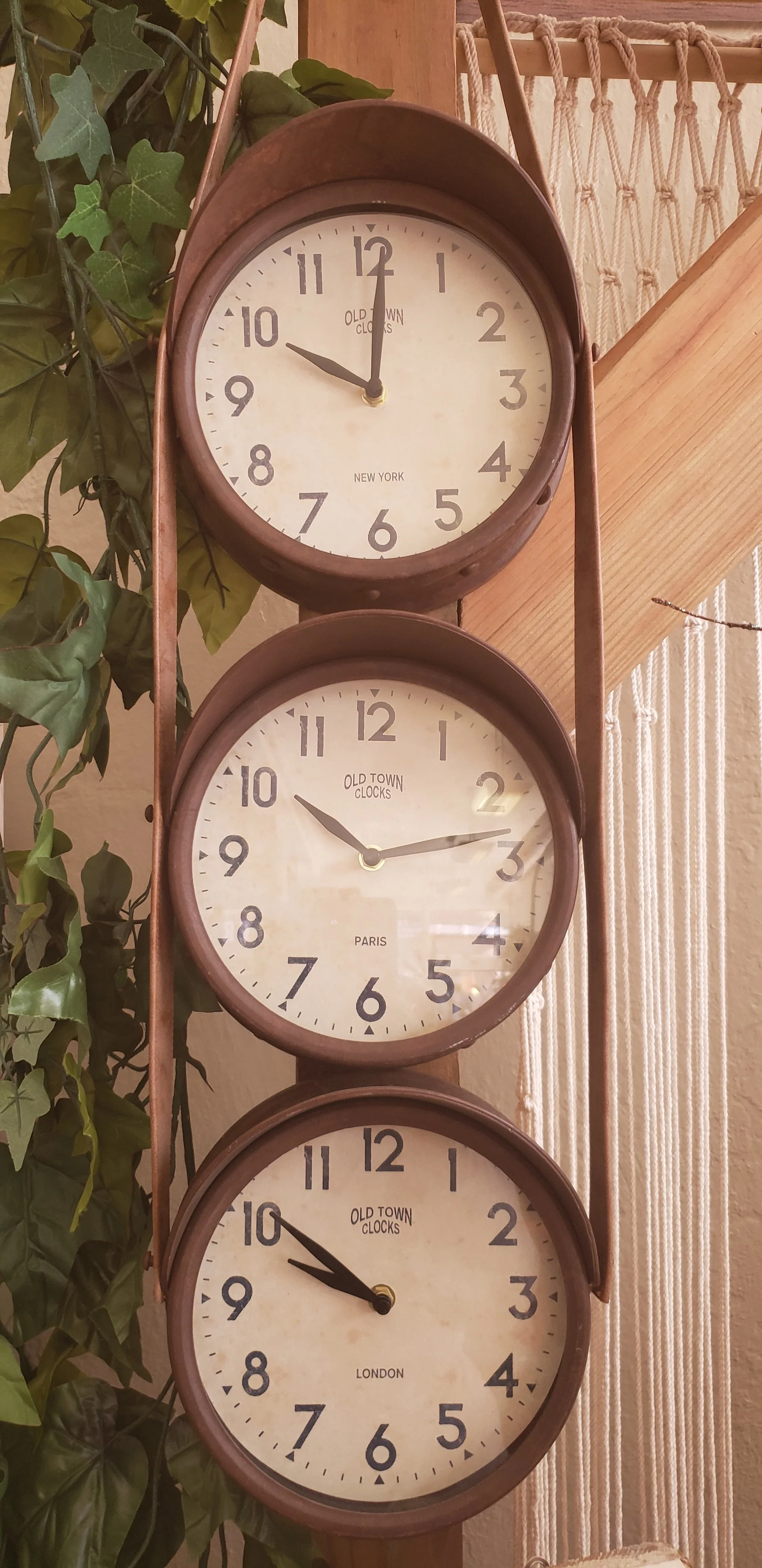 3 set hanging clock.jpg