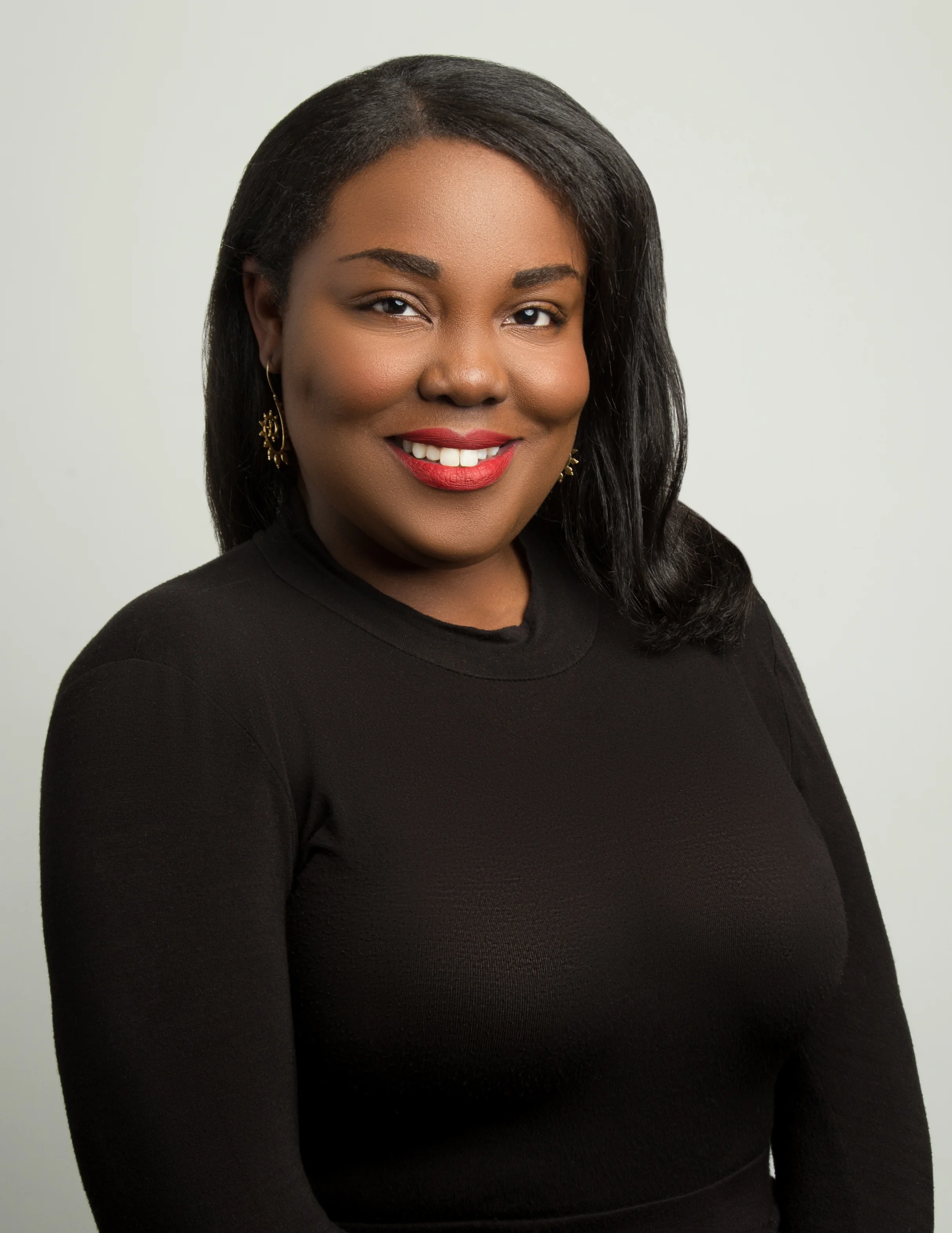 Tiffany_McKnight_Headshot-01.jpg