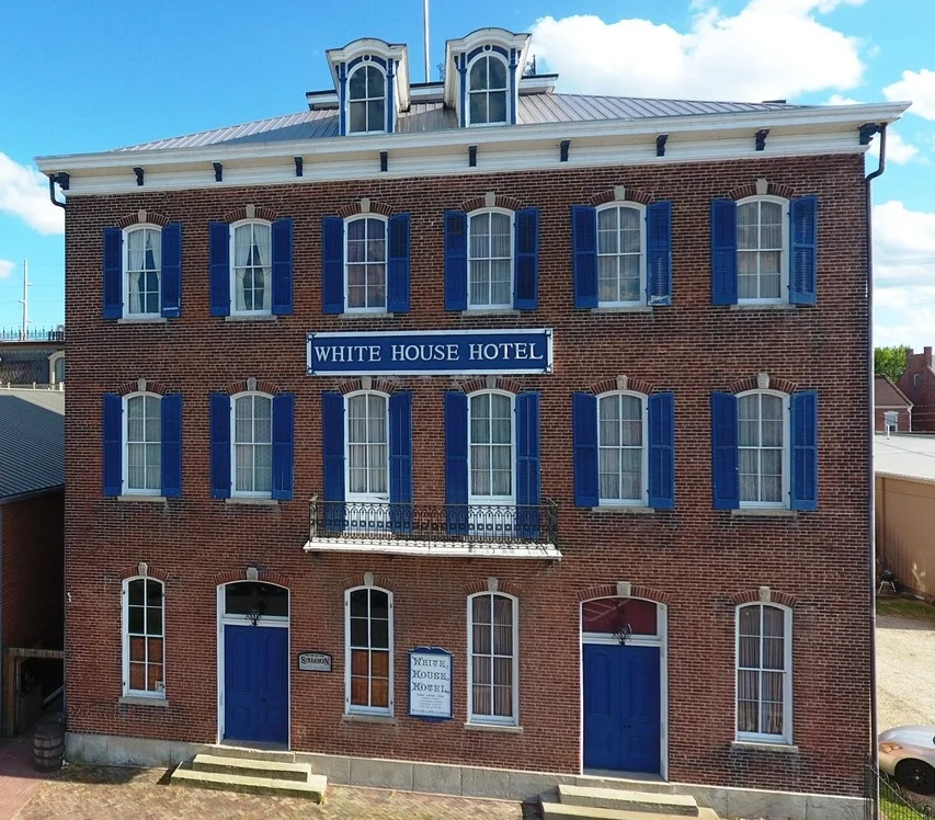White House Hotel.jpg
